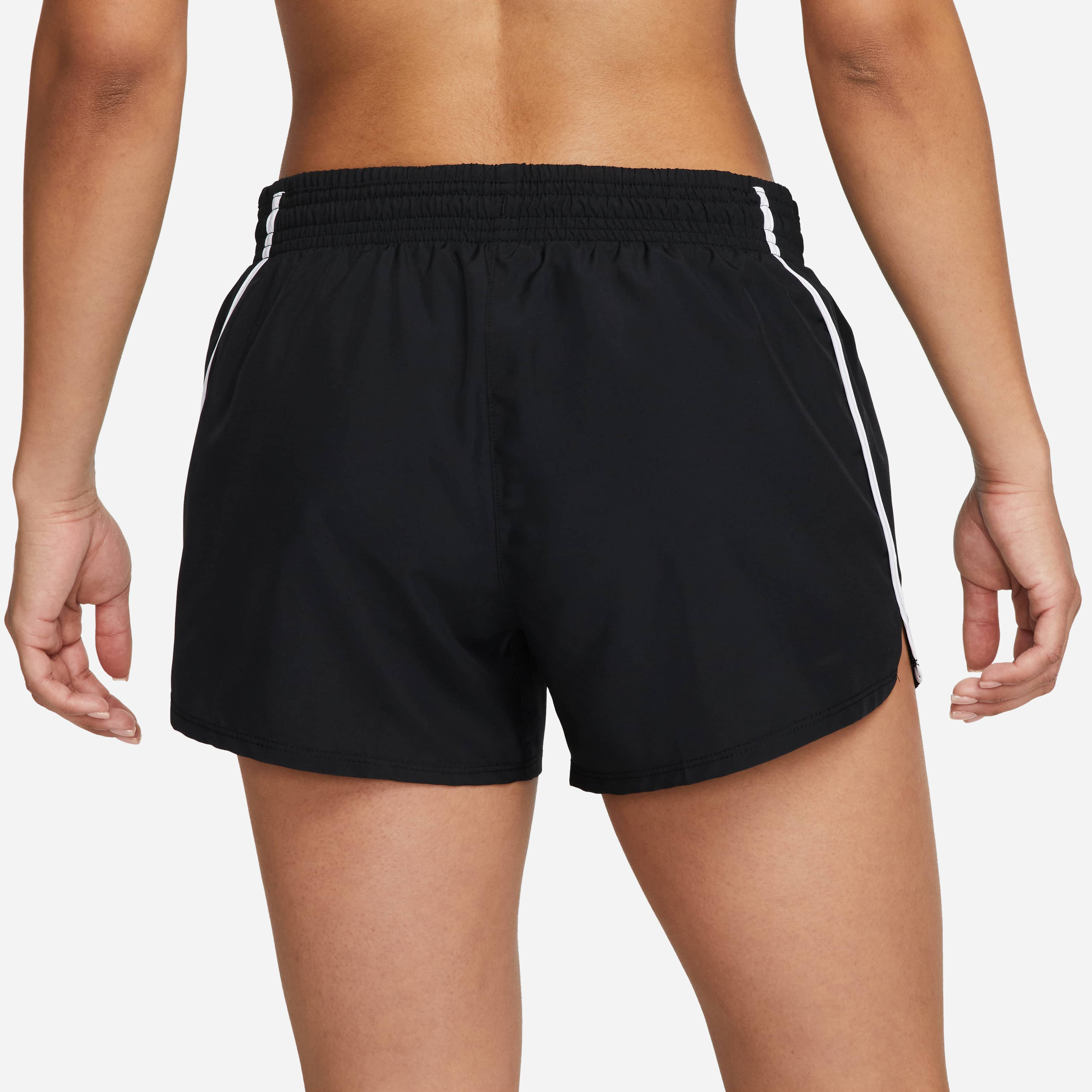 Nike Dri-FIT Swoosh Run image number 2