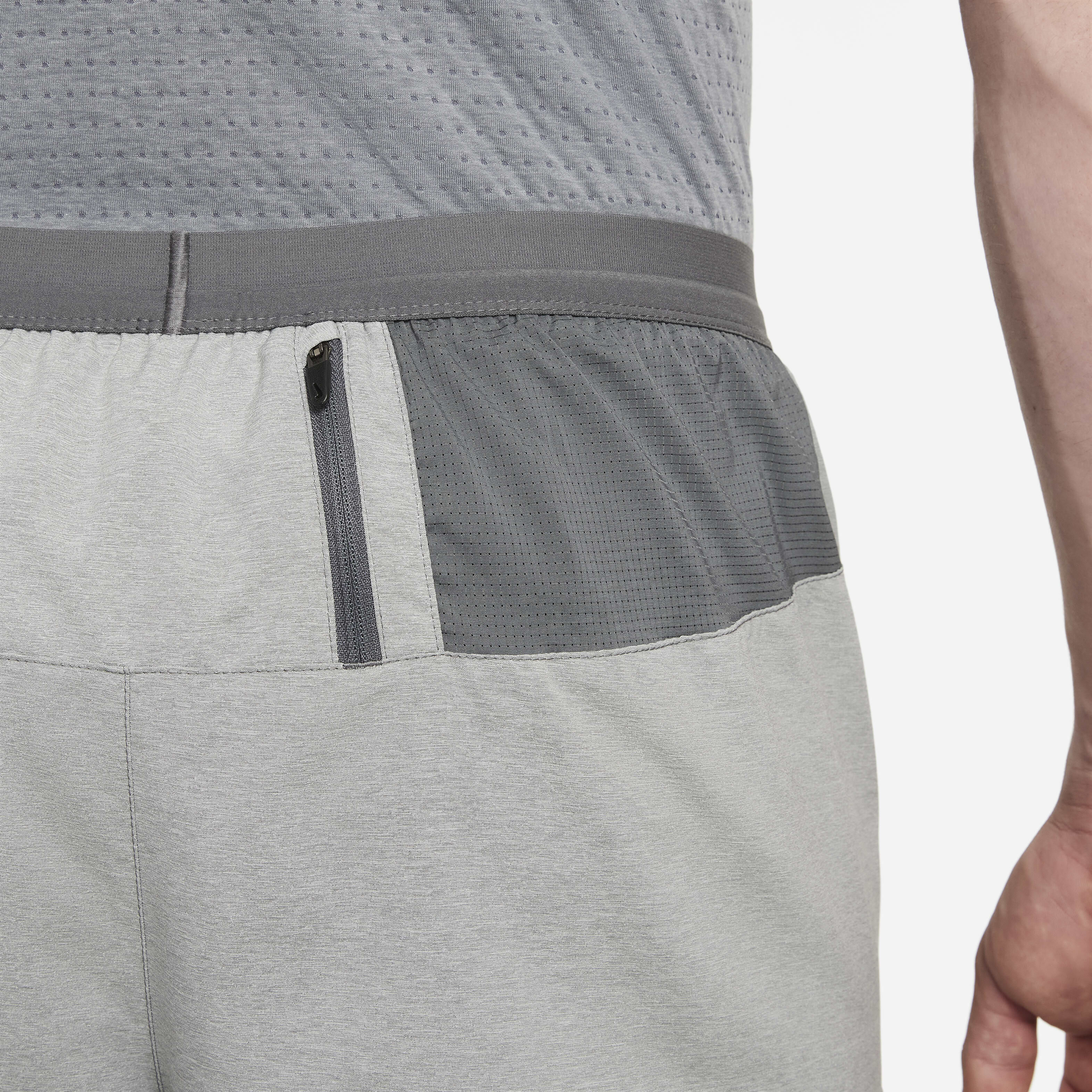 Nike Flex Stride image number 17