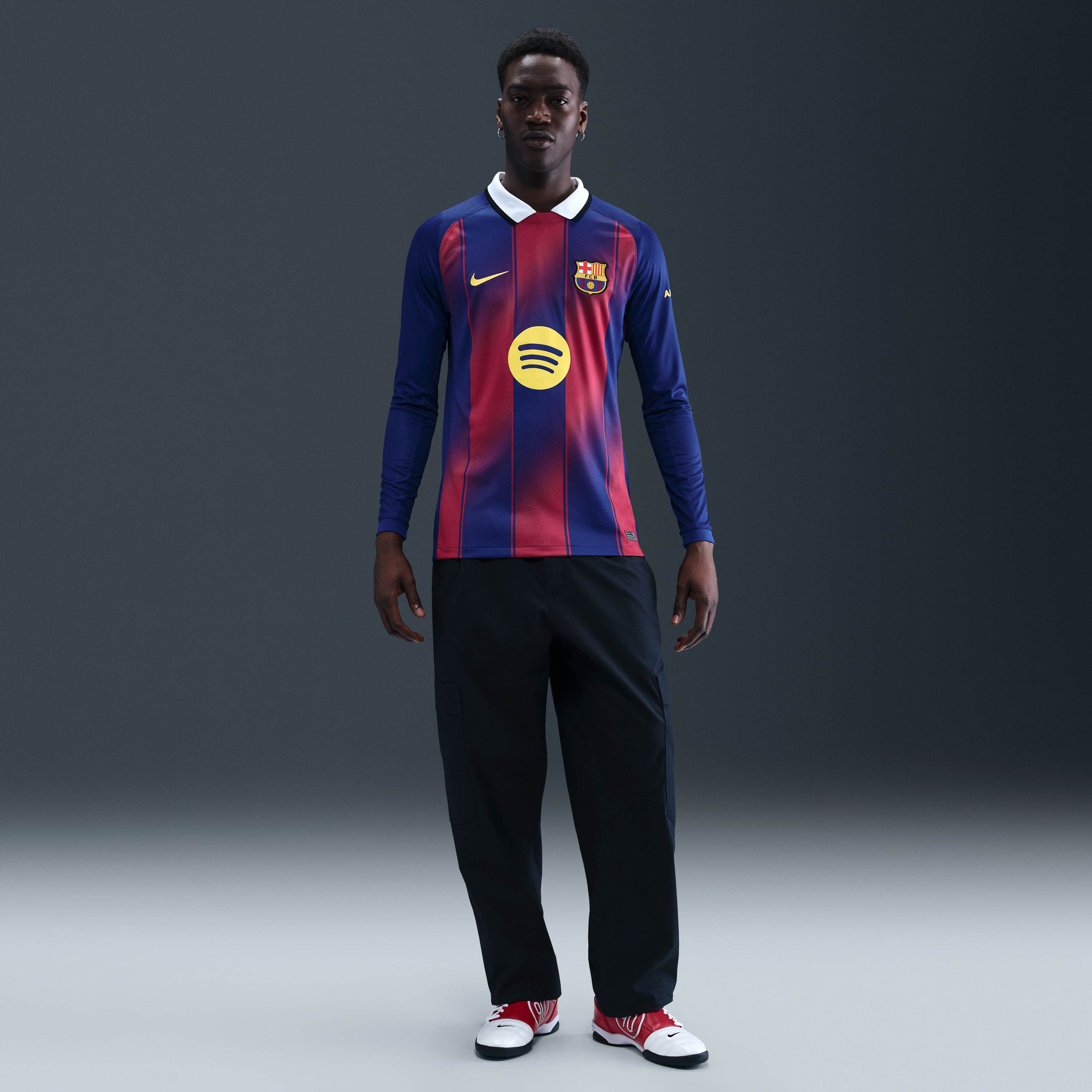 F.C. Barcelona 2025/26 Stadium Home image number 3