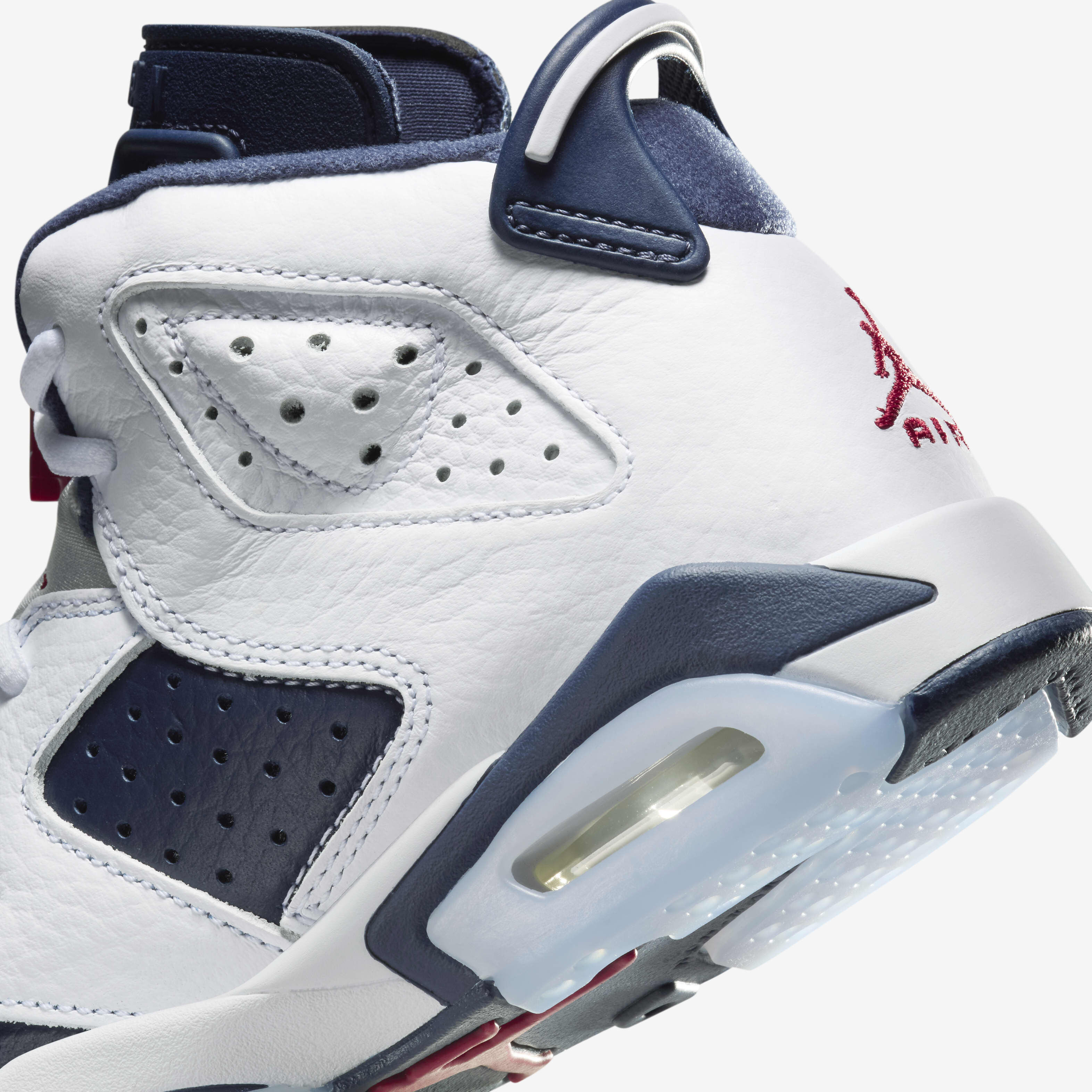 Air Jordan 6 Retro 'White and Midnight Navy' image number 7