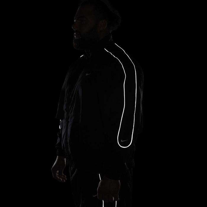 نايكي سبورتسوير سولو سووش image number 17 نايكي سبورتسوير سولو سووش image number 17