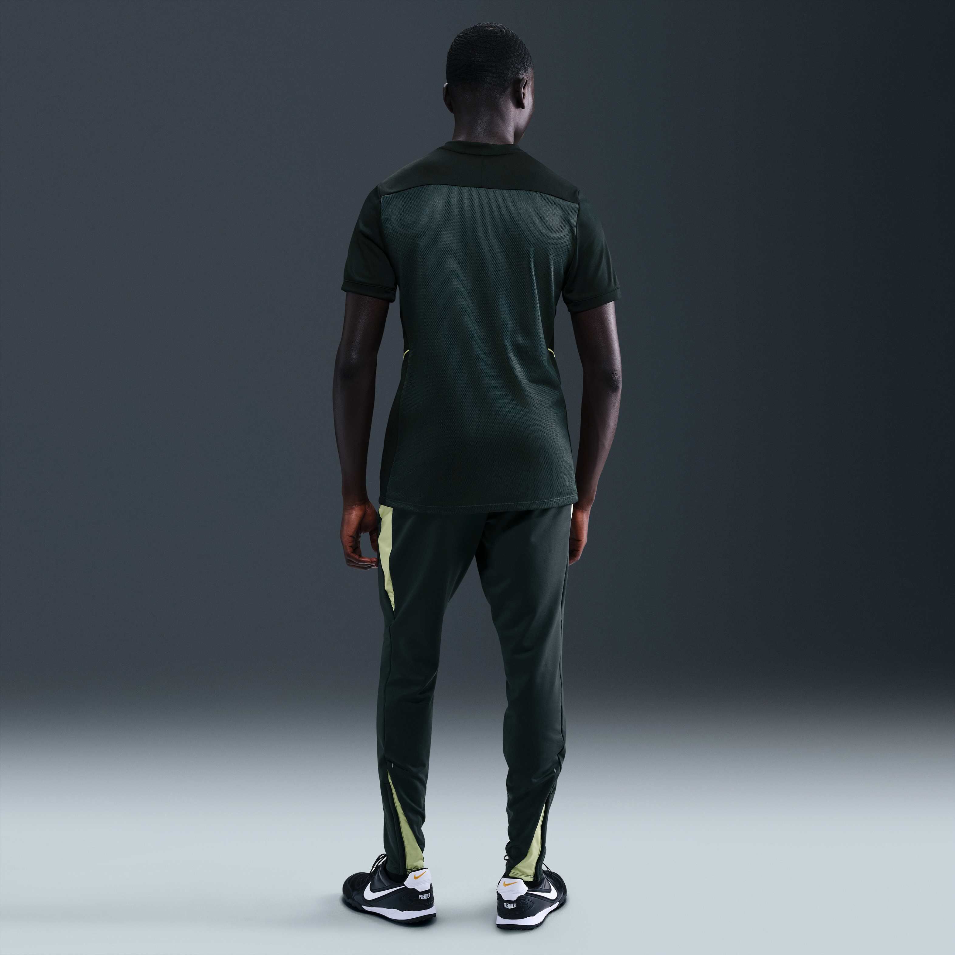 Nike Strike image number 3