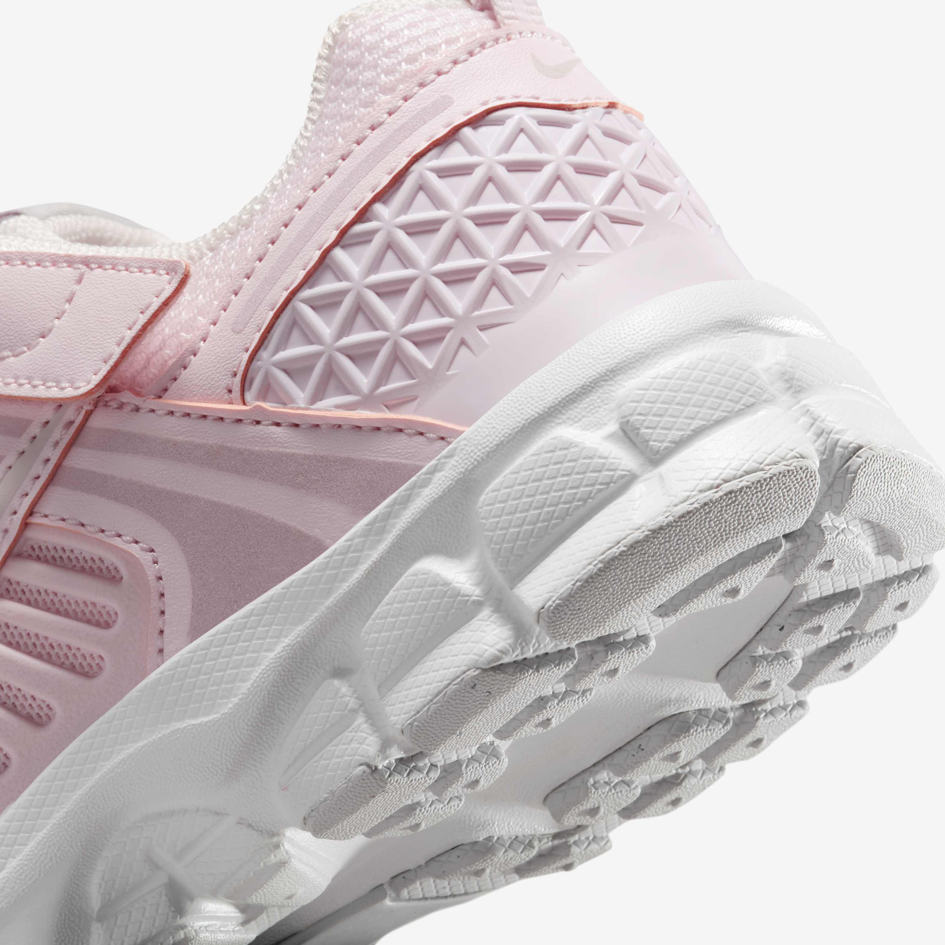 نايكي فوميرو 5 image number 7