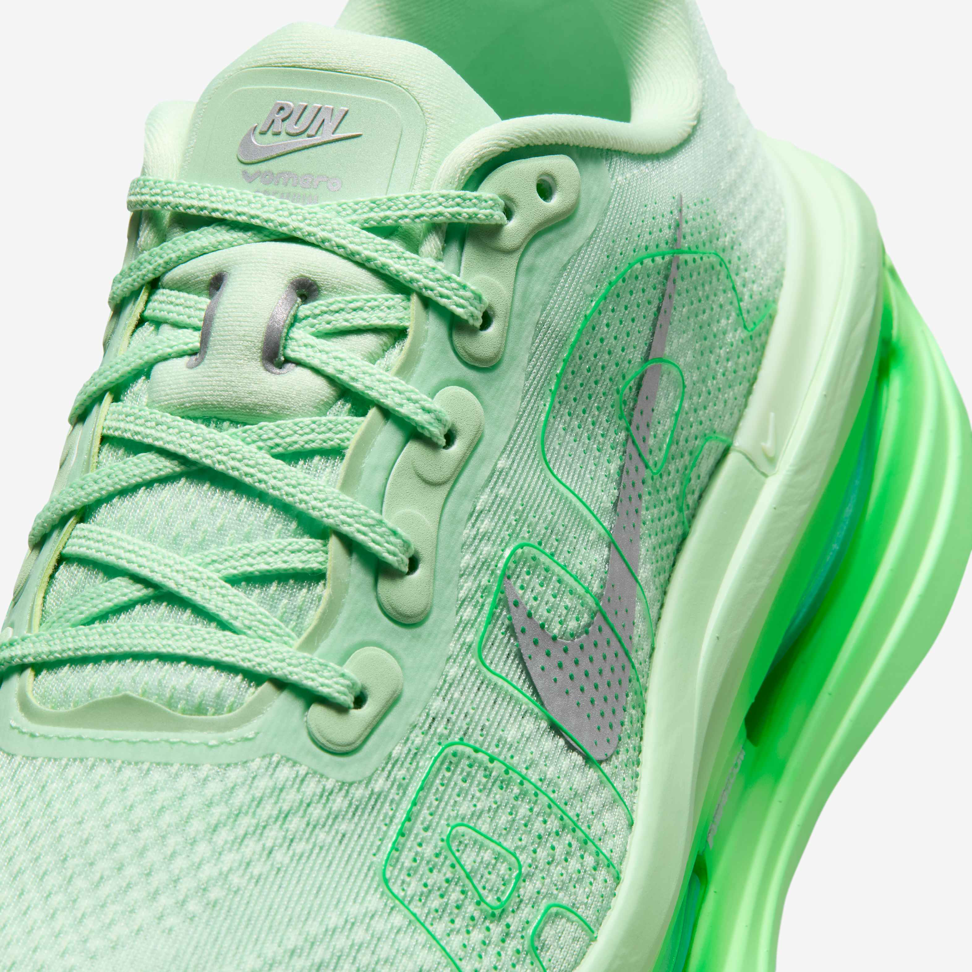 Nike Vomero Premium image number 6