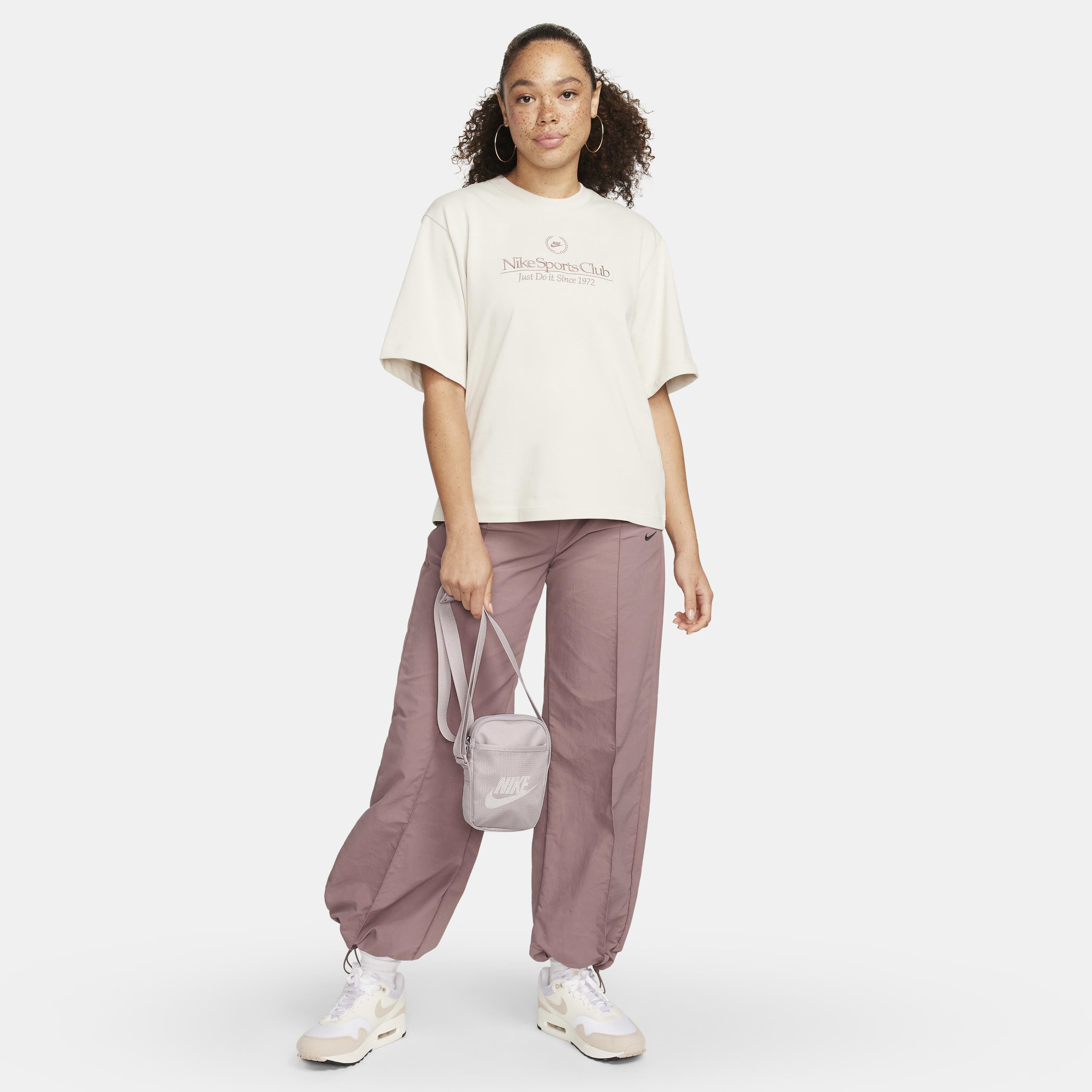 Nike Heritage image number 8