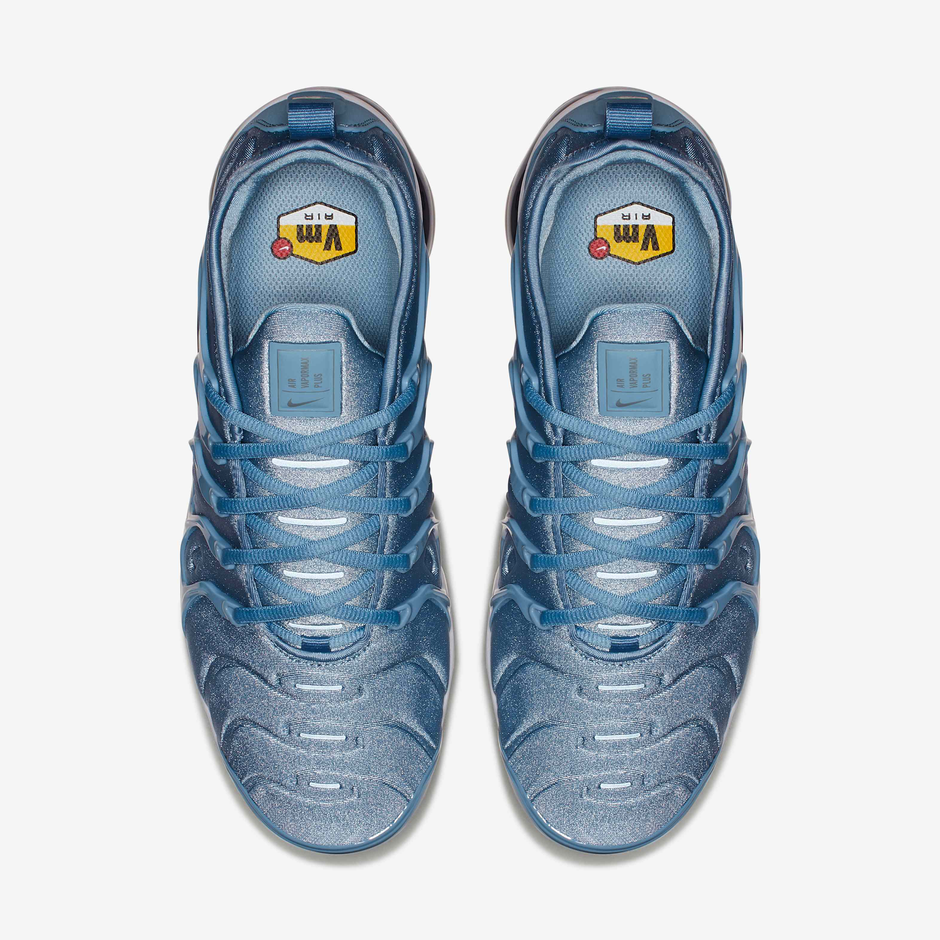 Nike Air VaporMax Plus image number 3