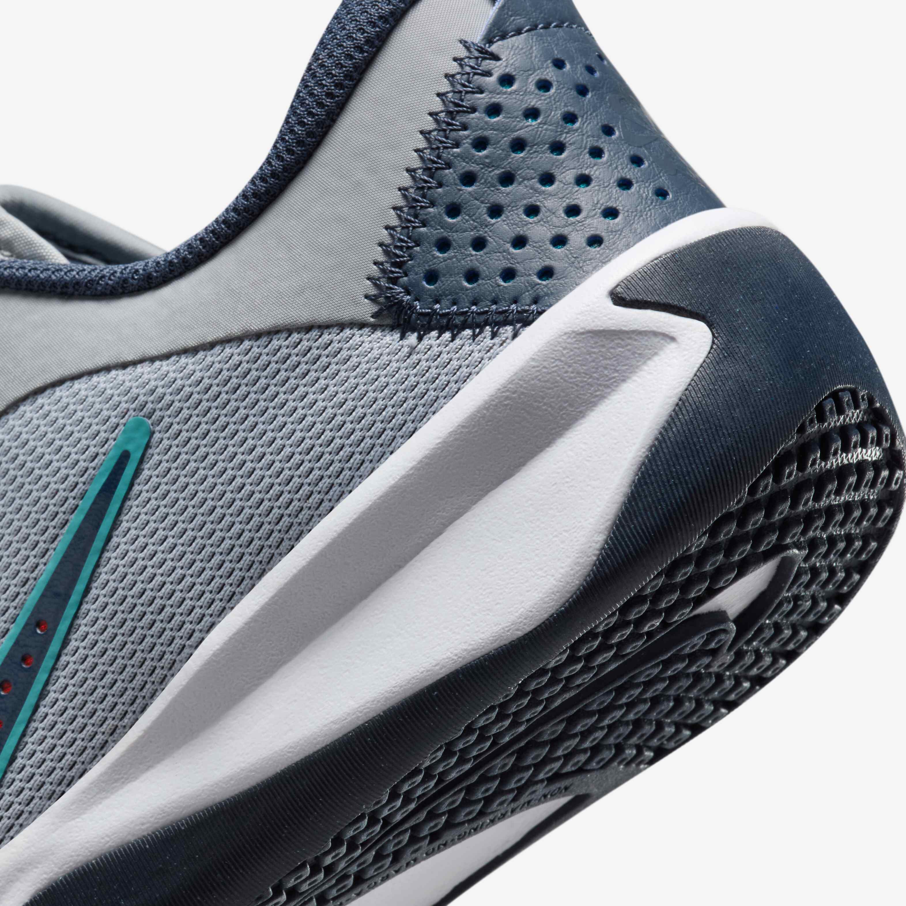 Nike Omni Multi-Court image number 7