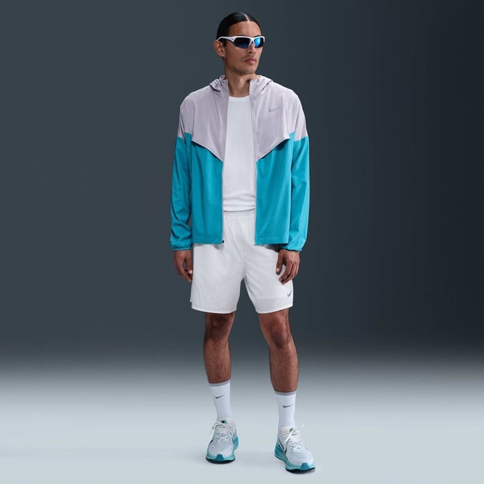 Nike Challenger Breathe image number 0 Nike Challenger Breathe image number 0