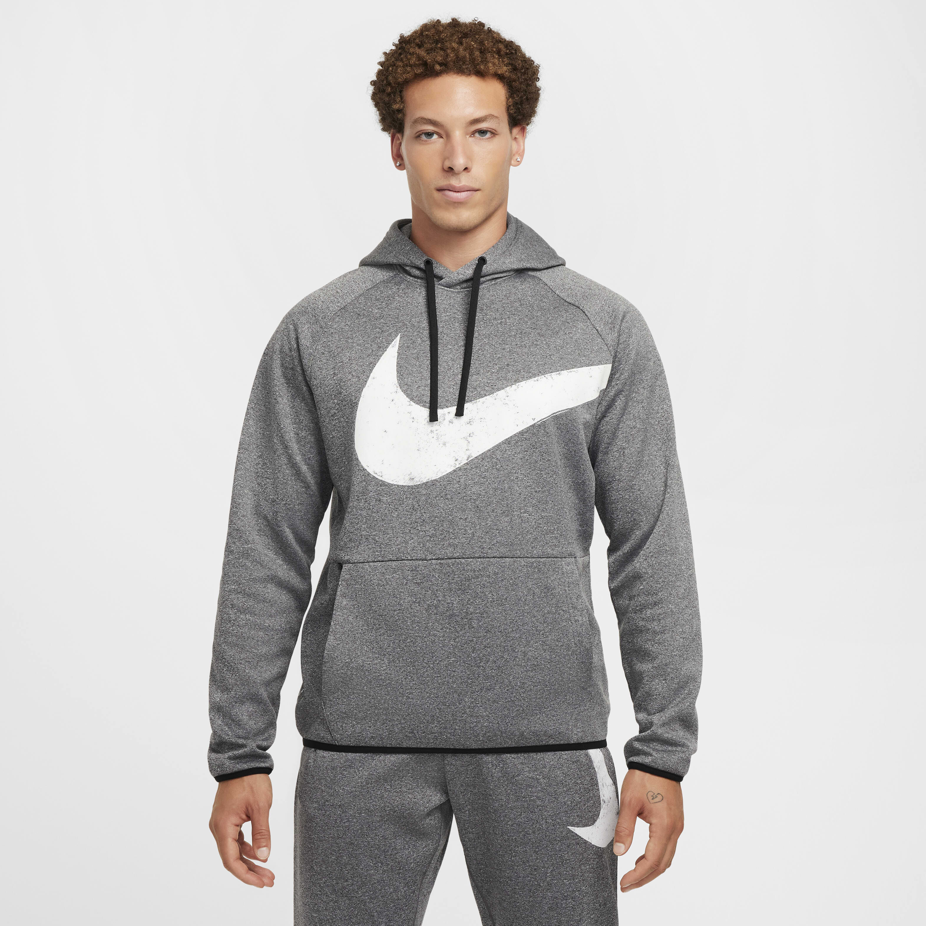 Nike men's therma graphic hoodie outlet