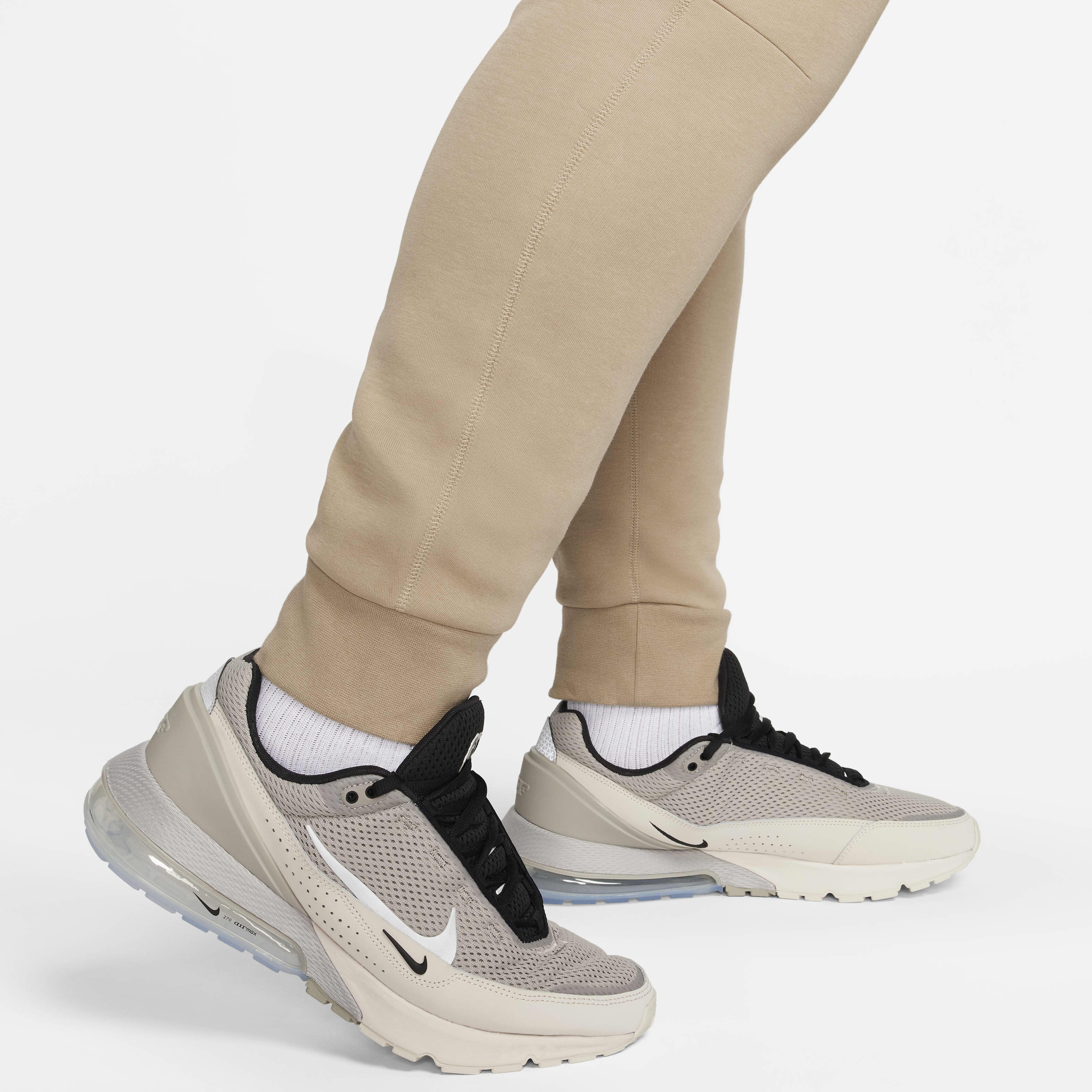 Nike Sportswear Tech Fleece image number 17