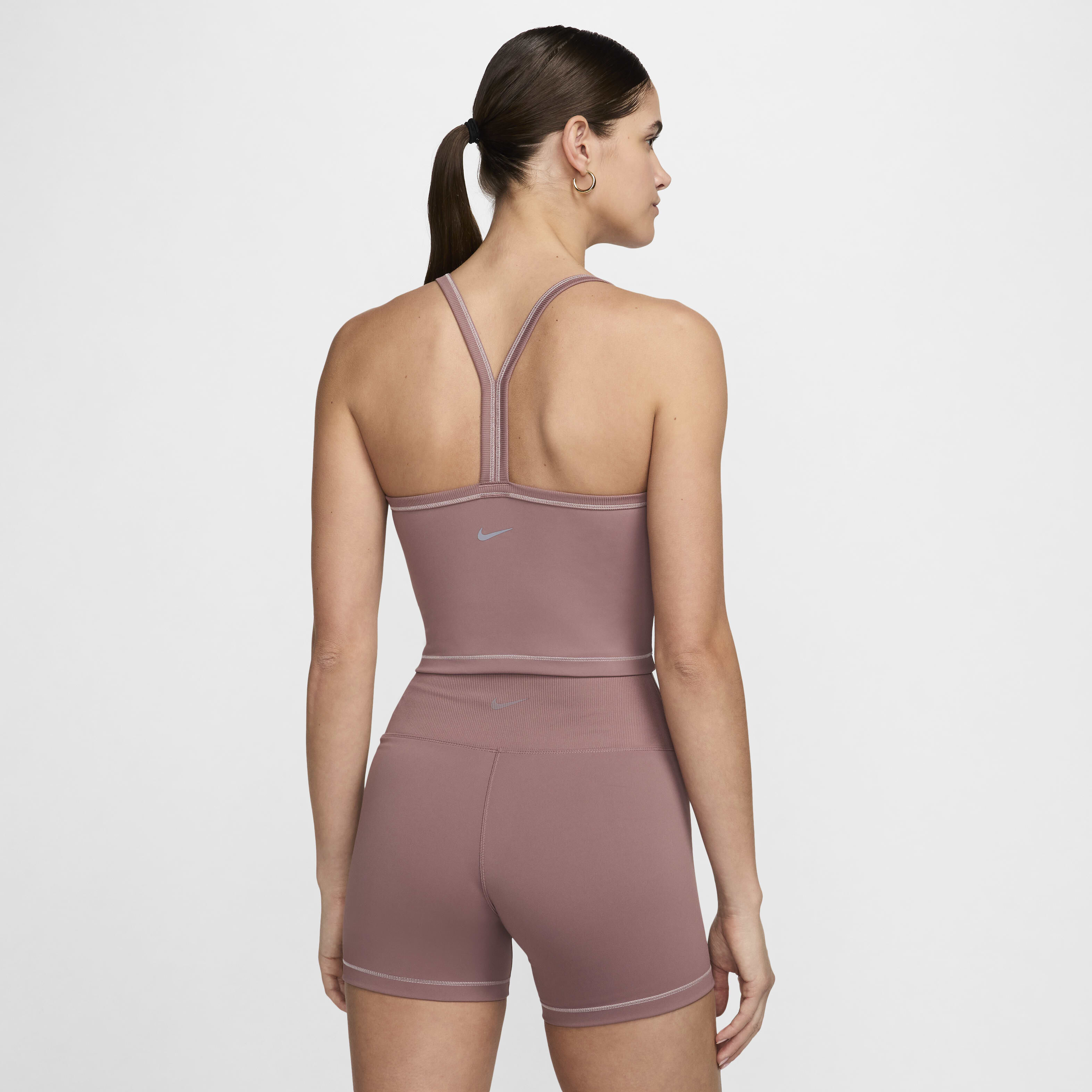 نايكي ون فيتد image number 1