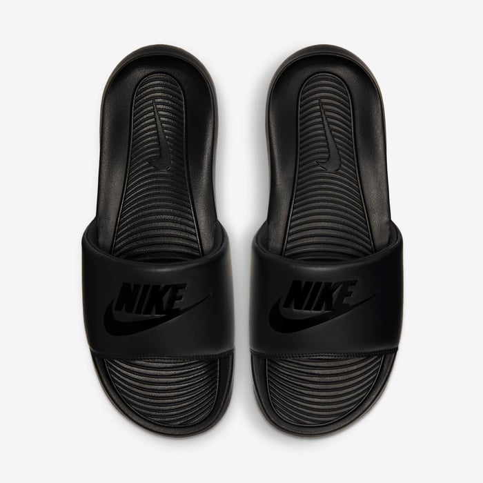 Nike Victori One image number 4 Nike Victori One image number 4