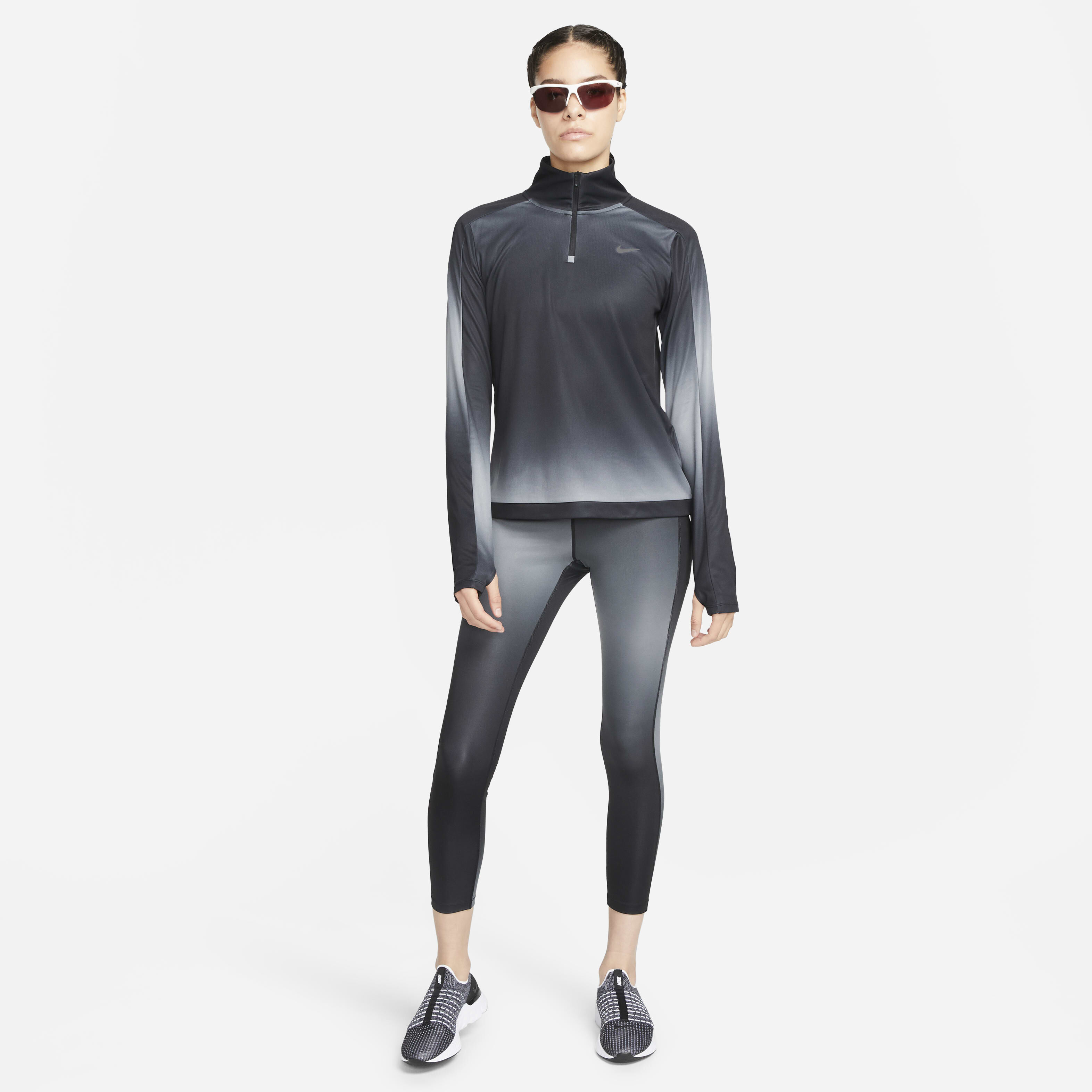 Nike Dri-FIT Swoosh image number 5