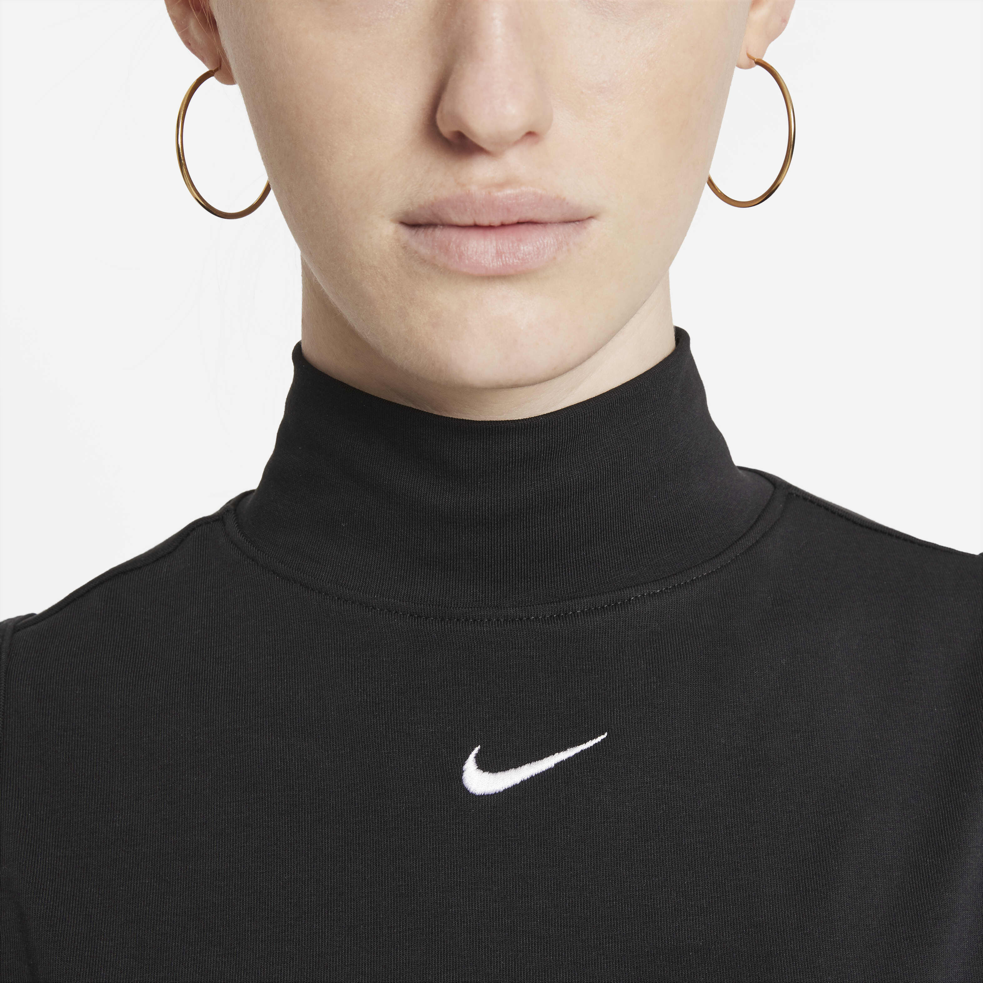 نايكي سبورتسوير كوليكشن ايسنشالز image number 3