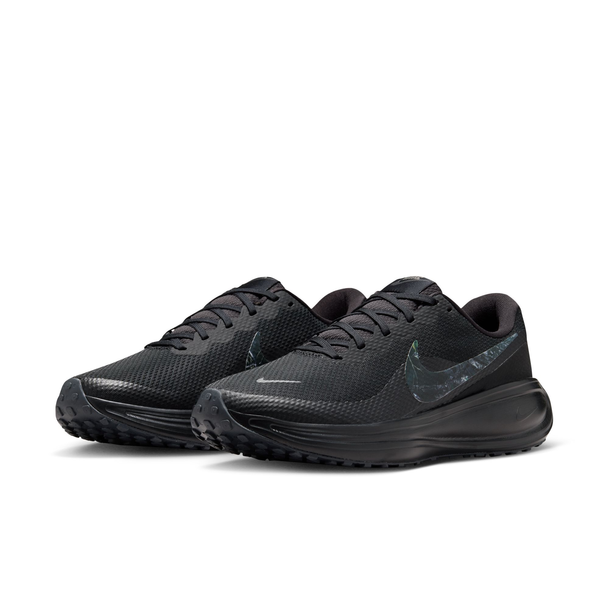 Nike Revolution 8  image number 2