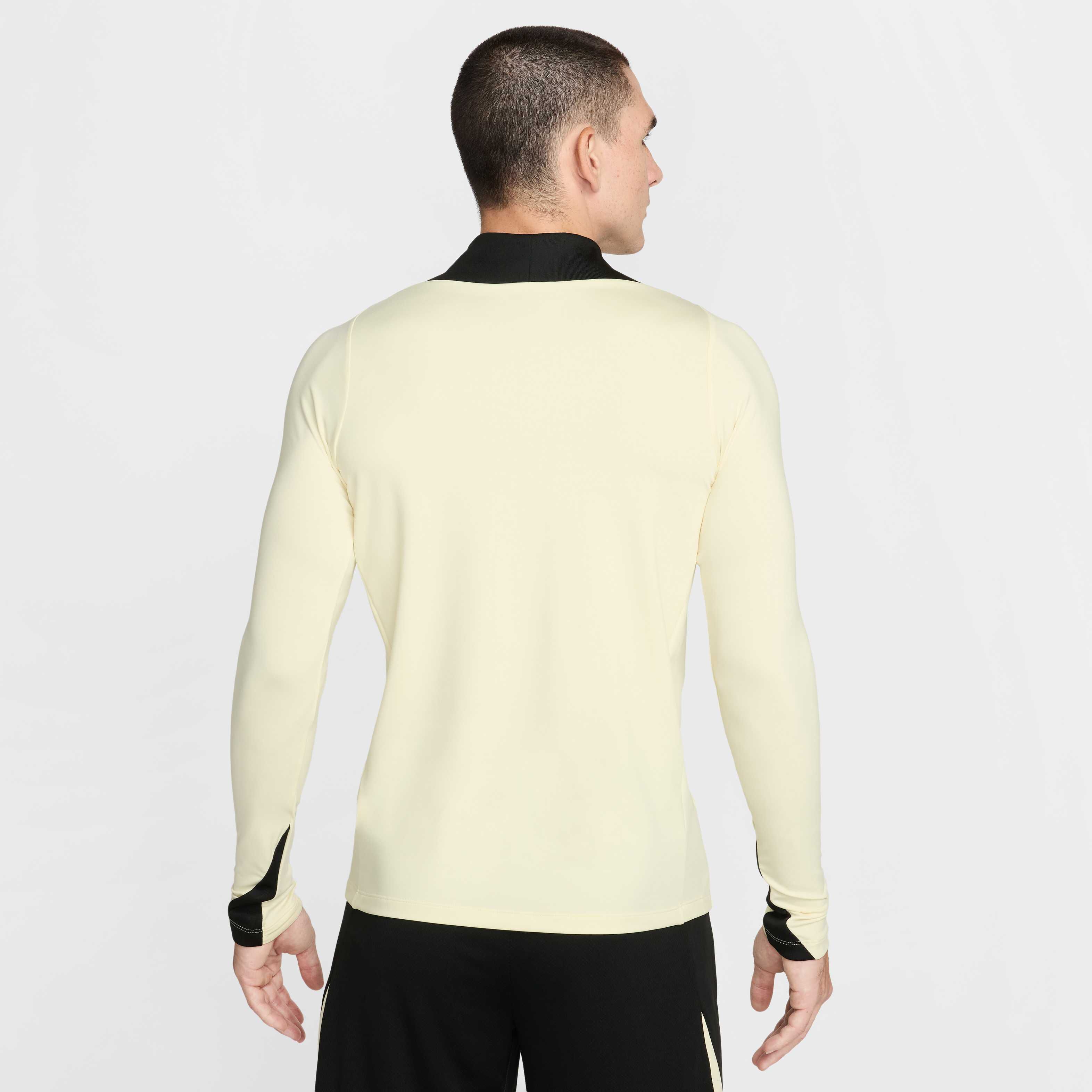 Liverpool F.C. Strike Special Edition image number 1