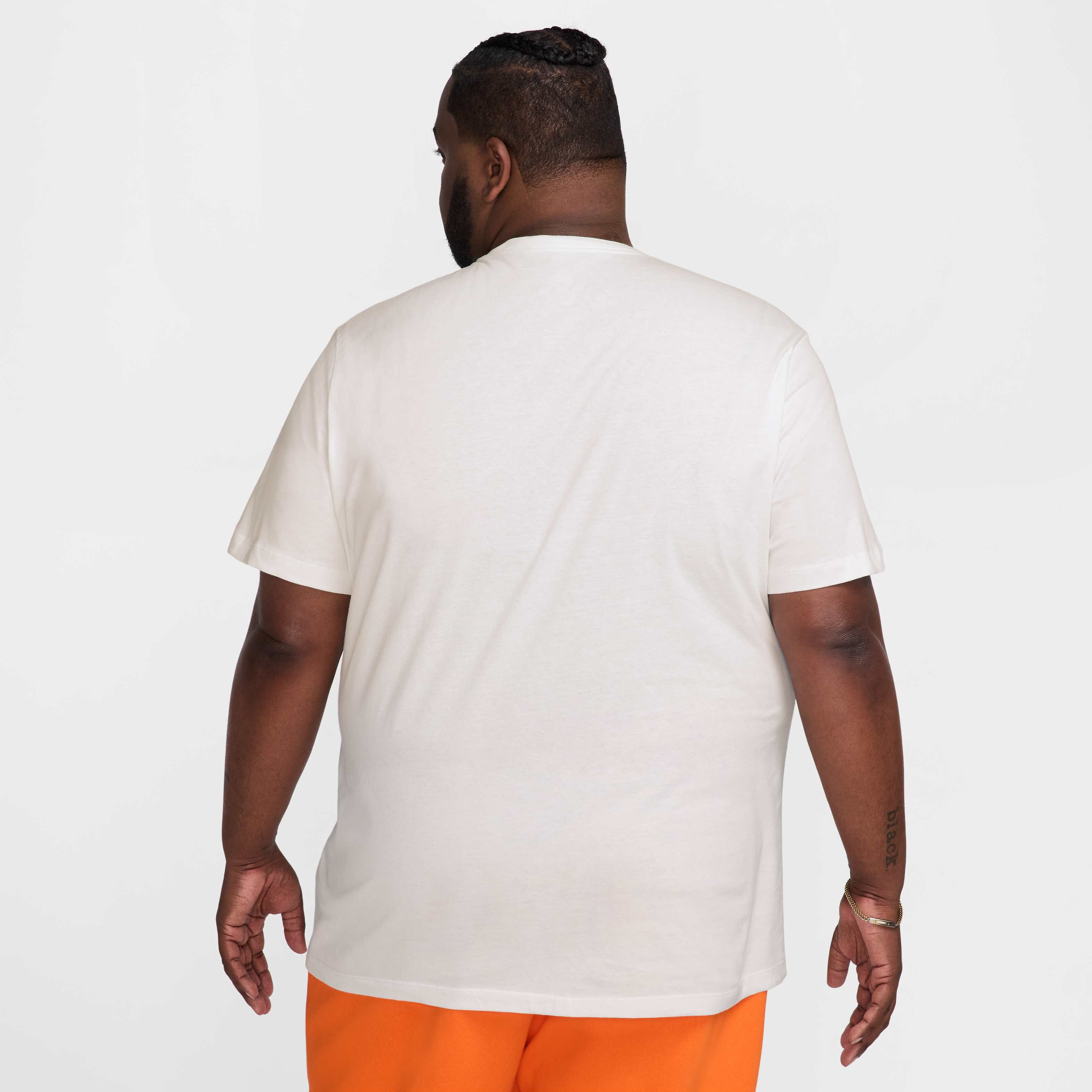 Buy Nike Sportswear Men's T-Shirt - Summit White | Nike