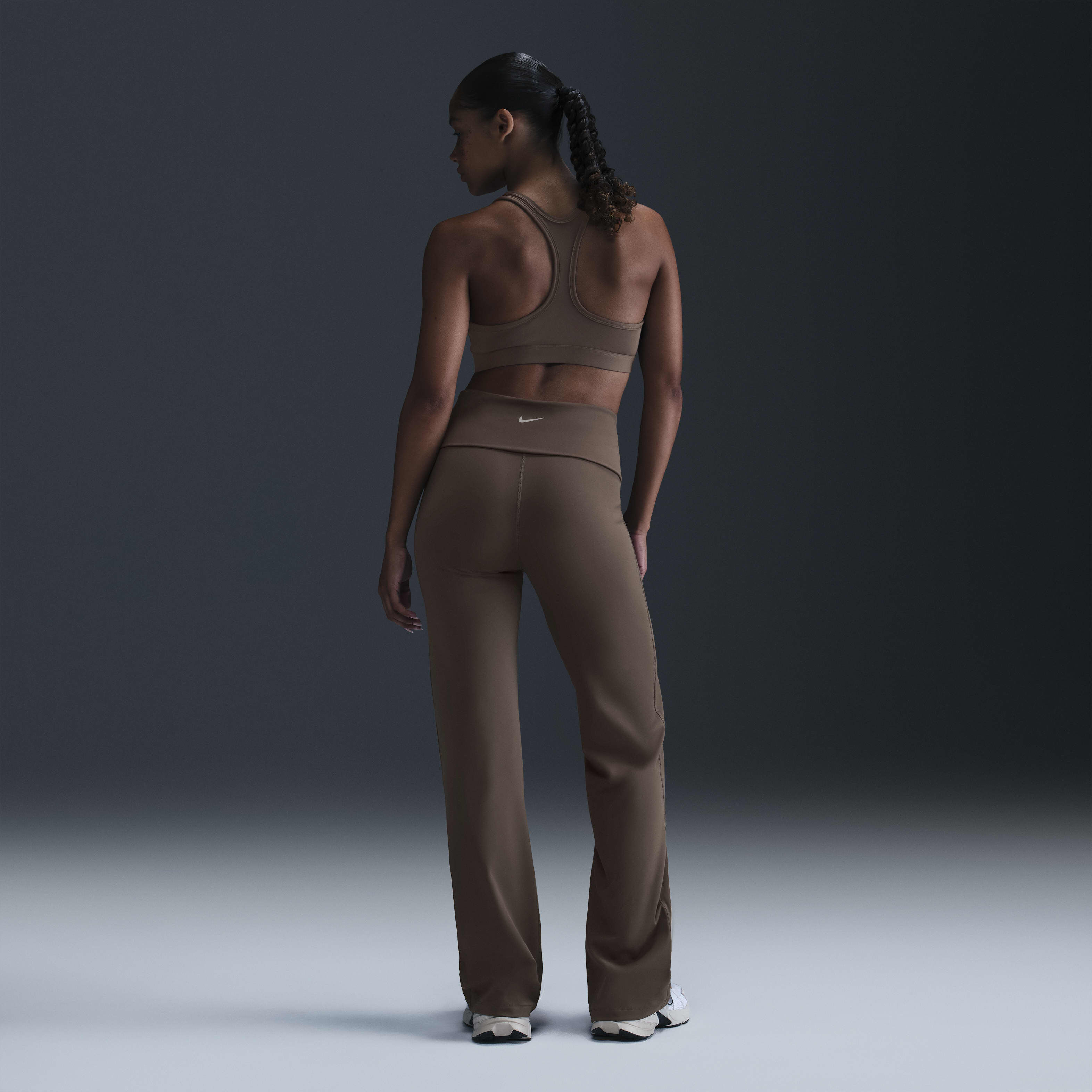 نايكي سووش لايت سابورت image number 4