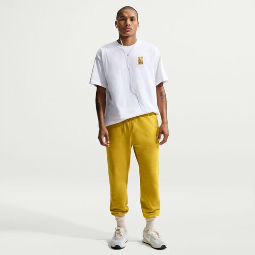 نايكي سبورتسوير