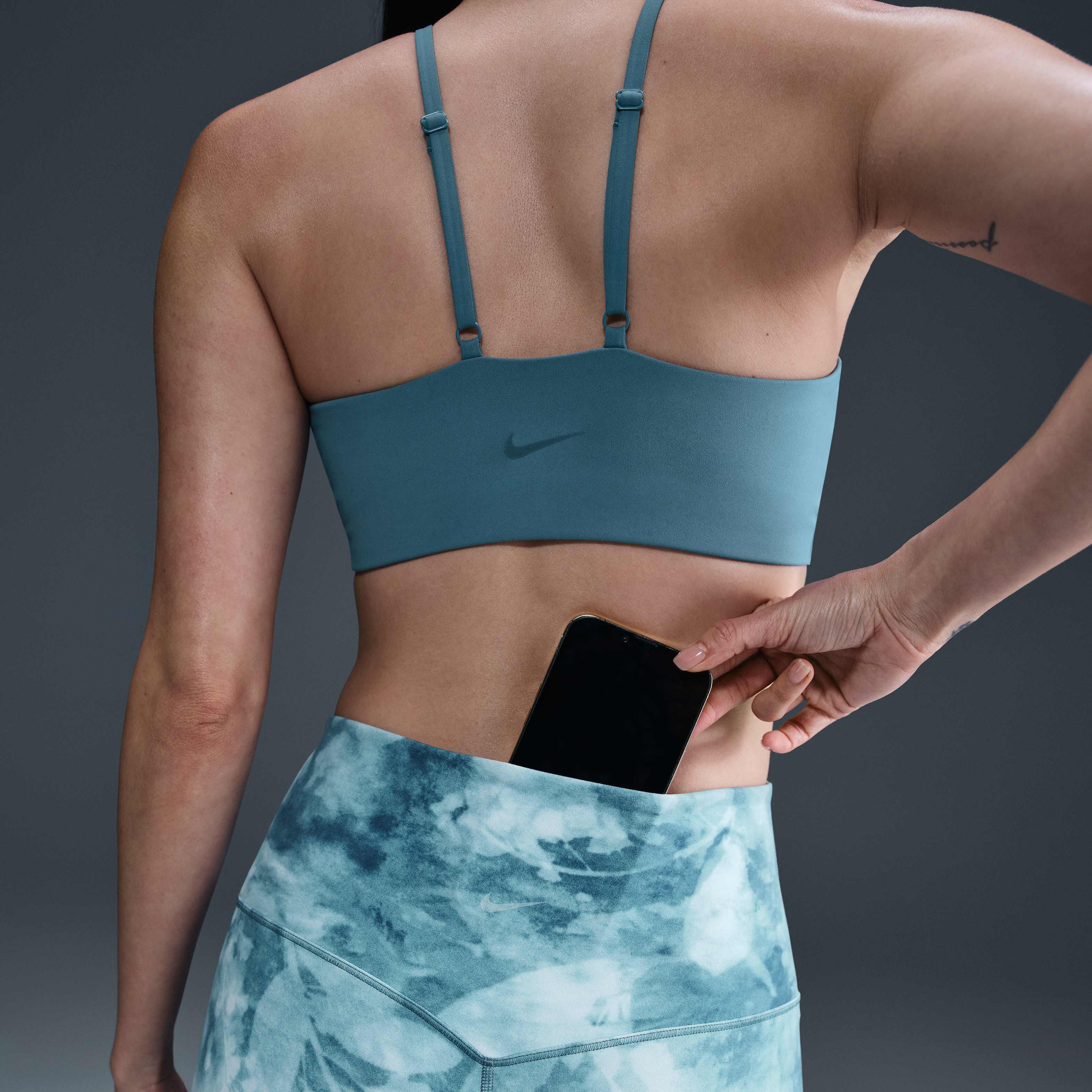 Nike Zenvy image number 5