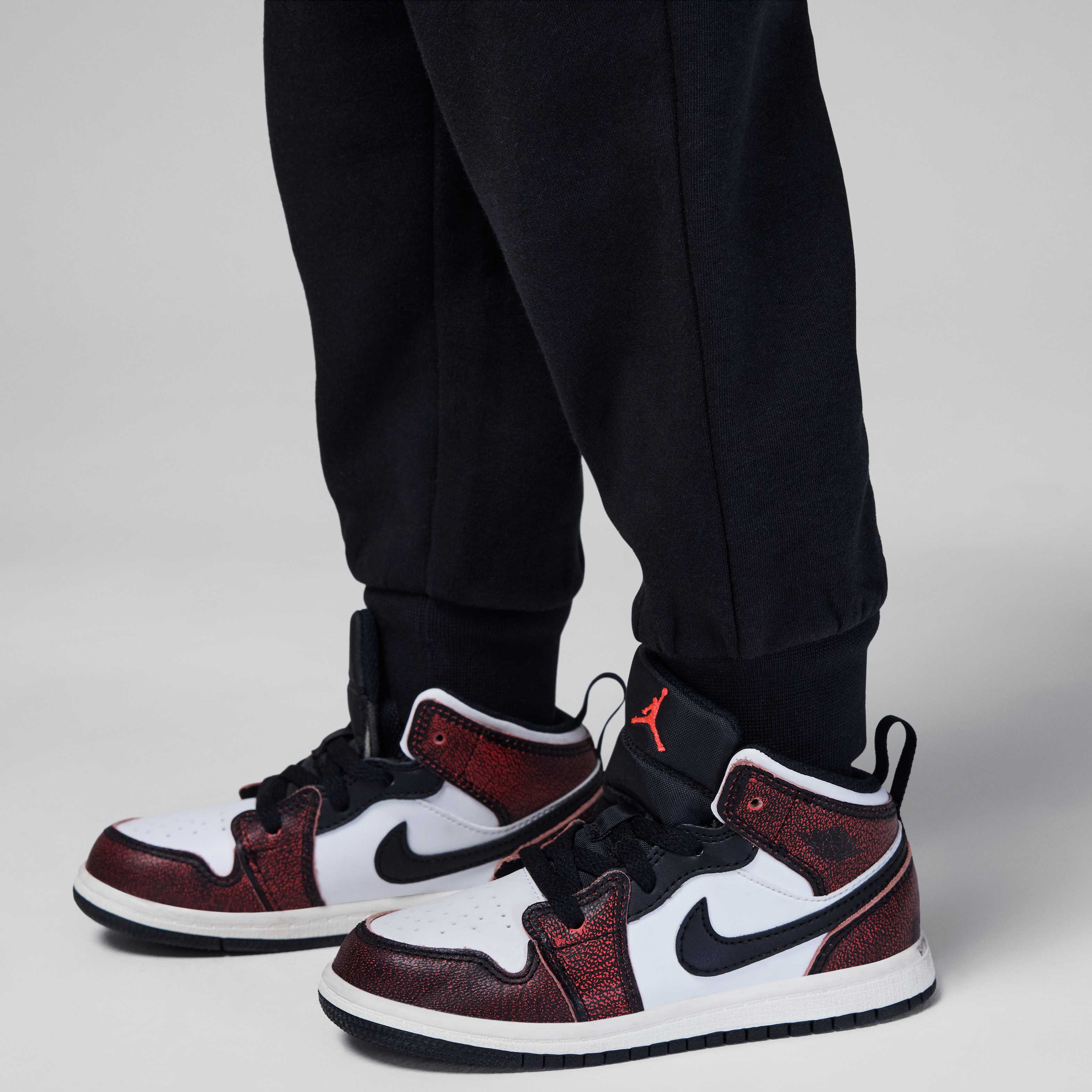 بلوفر جوردن MJ هوليداي image number 4