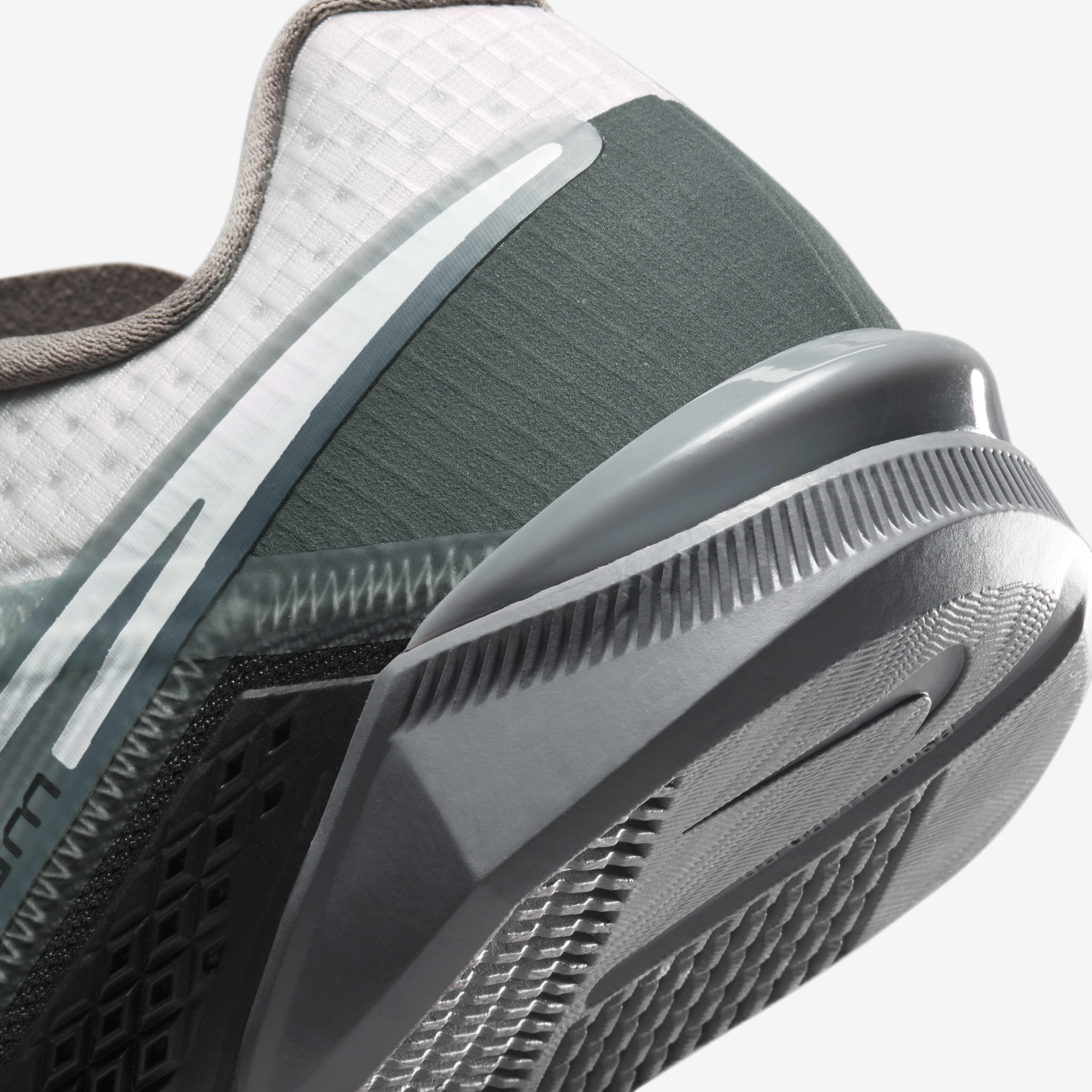 نايكي زوم ميتكون تيربو 2 image number 7