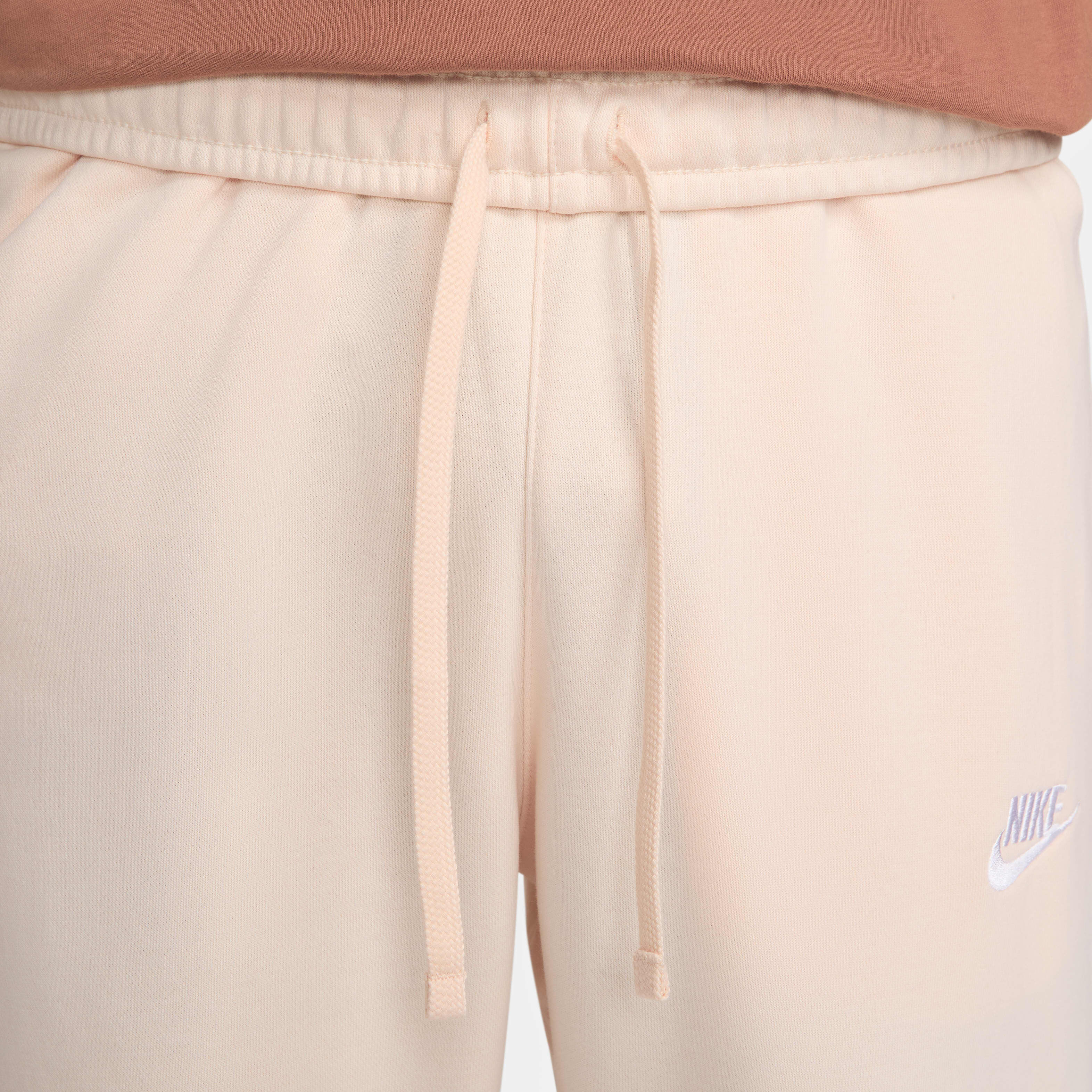 نايكي سبورتسوير كلوب image number 3