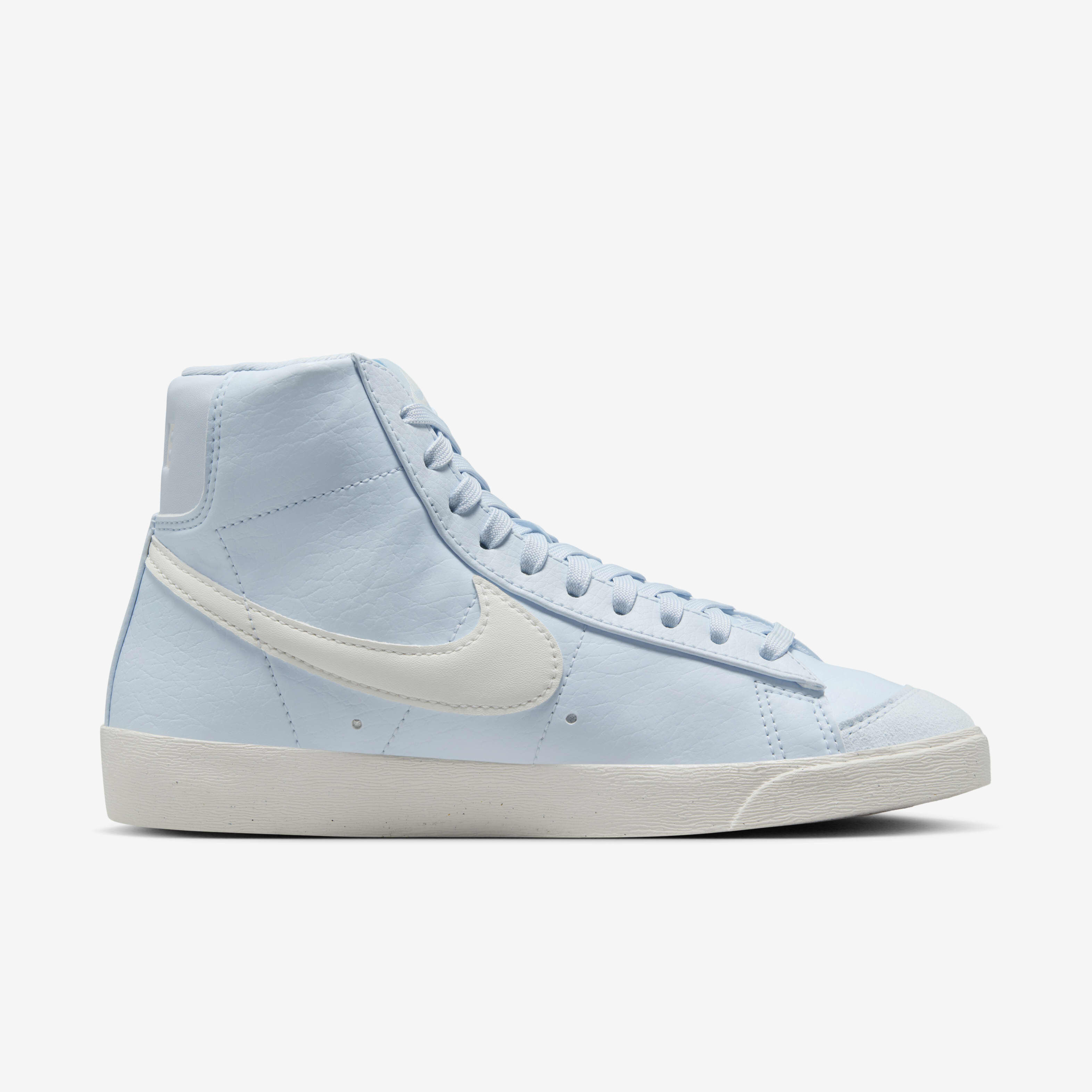 Nike Blazer Mid '77 image number 2