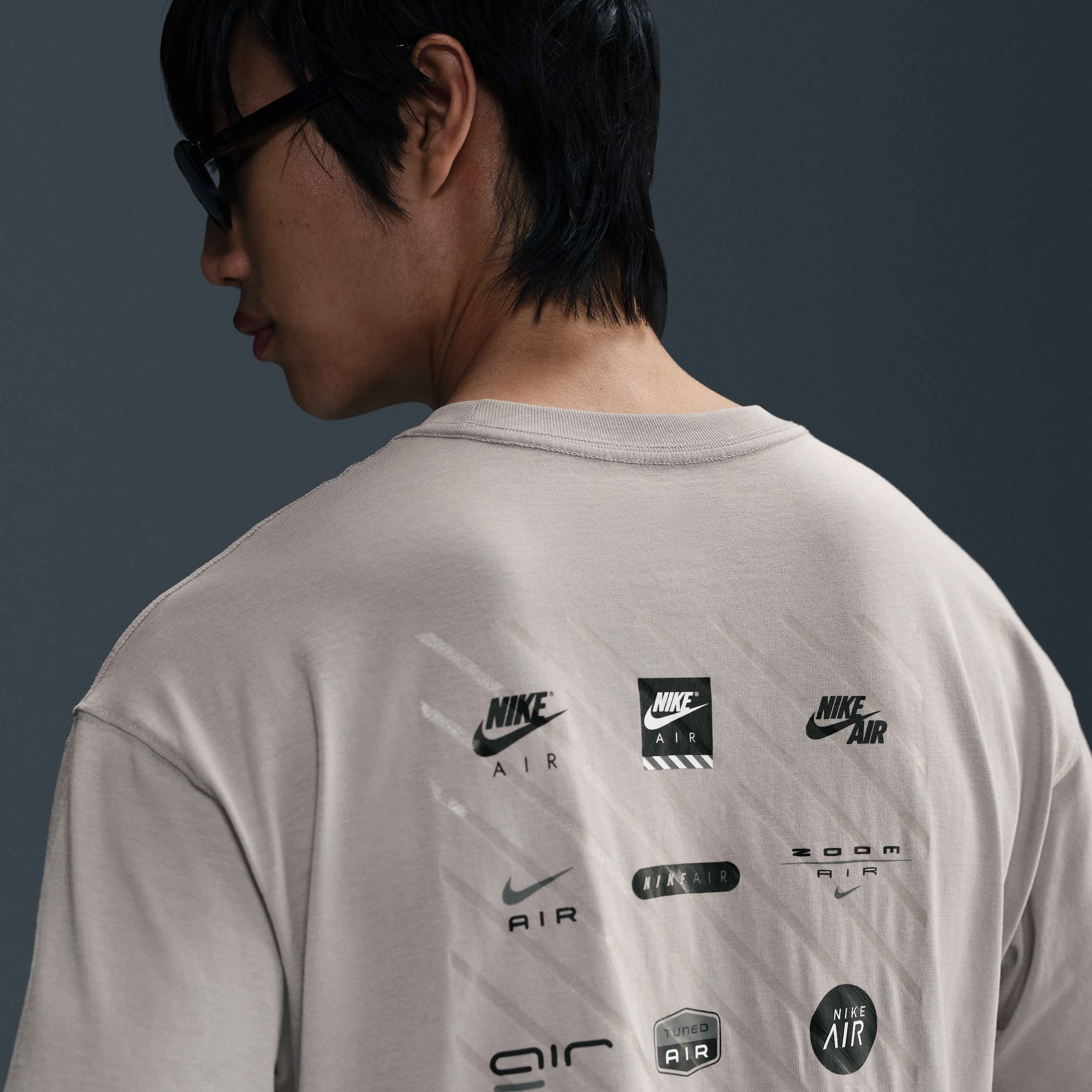 ★Nike★ Sportswear Max90 T-Shirt M College Grey HJ0727009 H NIKE Sportswear Max90 T-Shirt HJ0726 009 - Shiekh