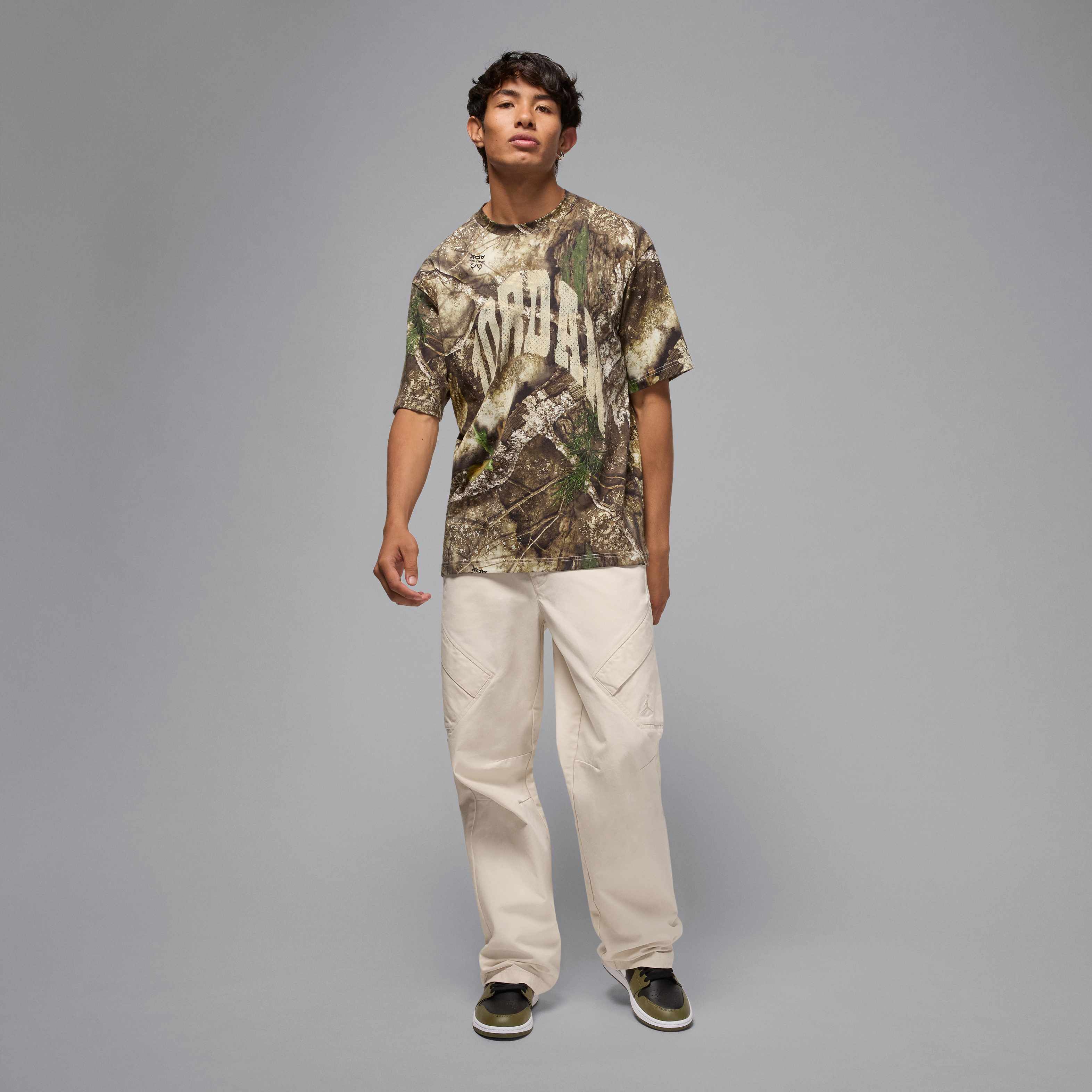 Jordan Brooklyn image number 6