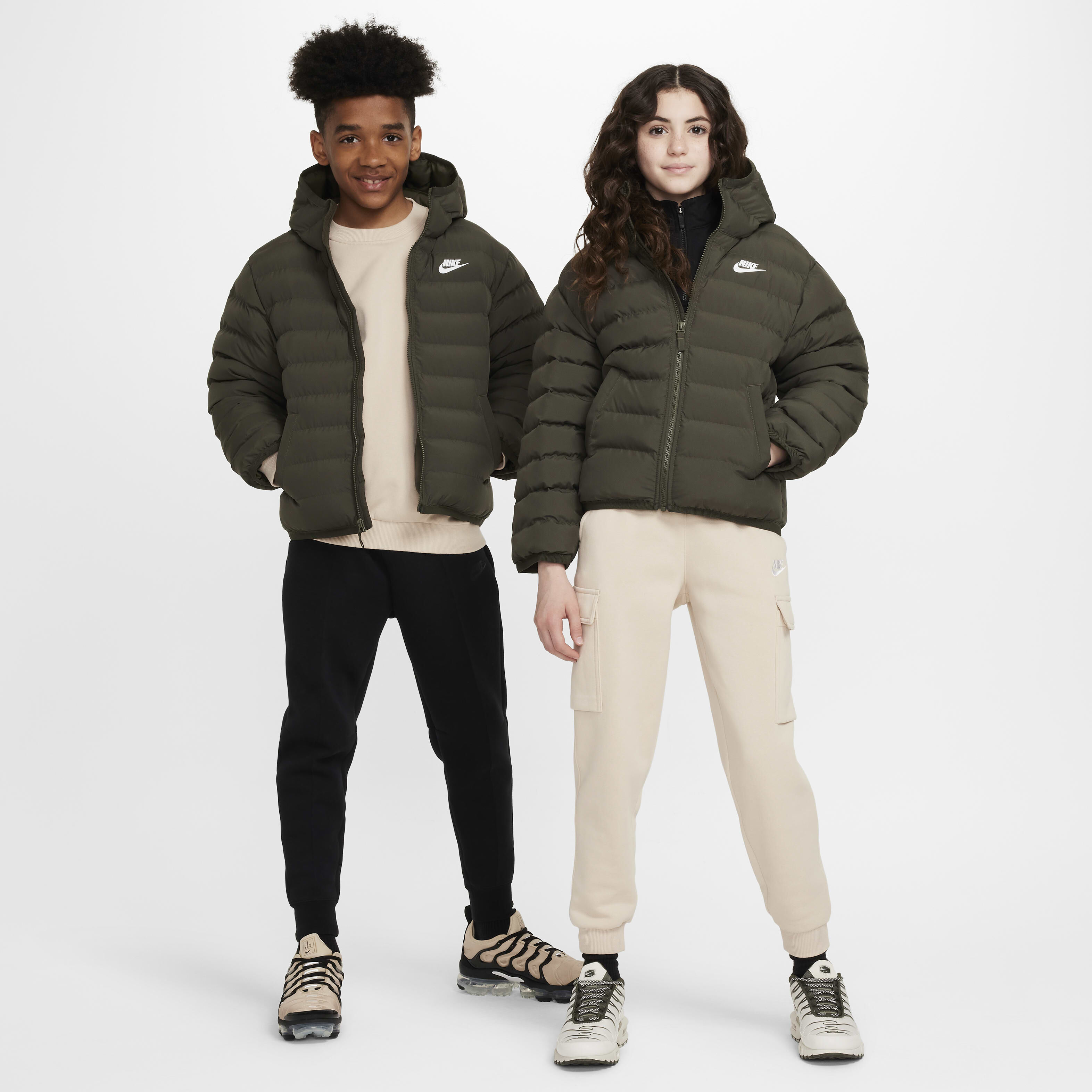 نايكي سبورتسوير لايتوايت سينذتك فل image number 8