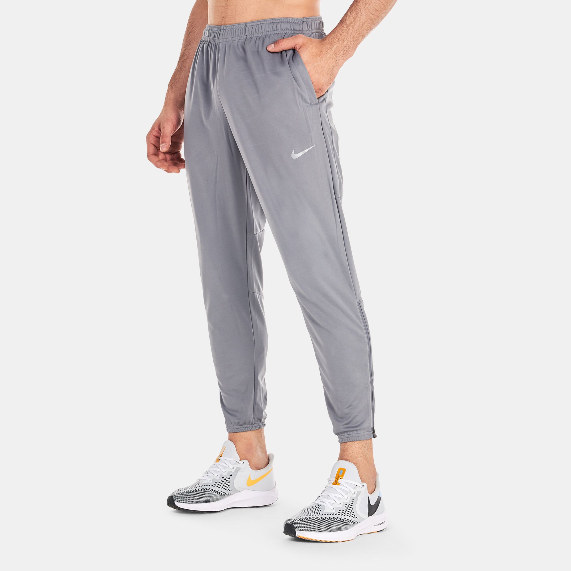 Nike essential men's running trousers 2025