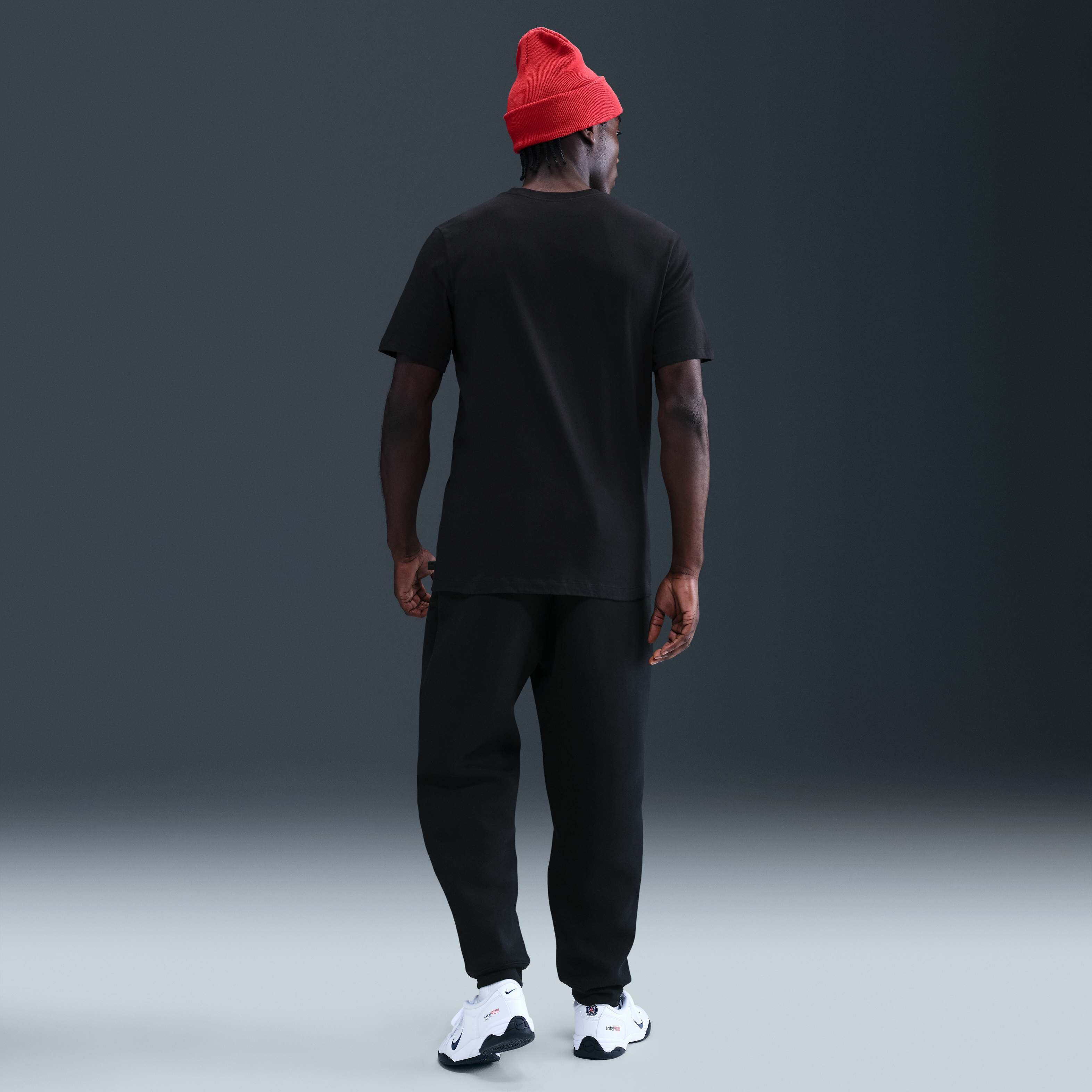 Paris Saint-Germain image number 4