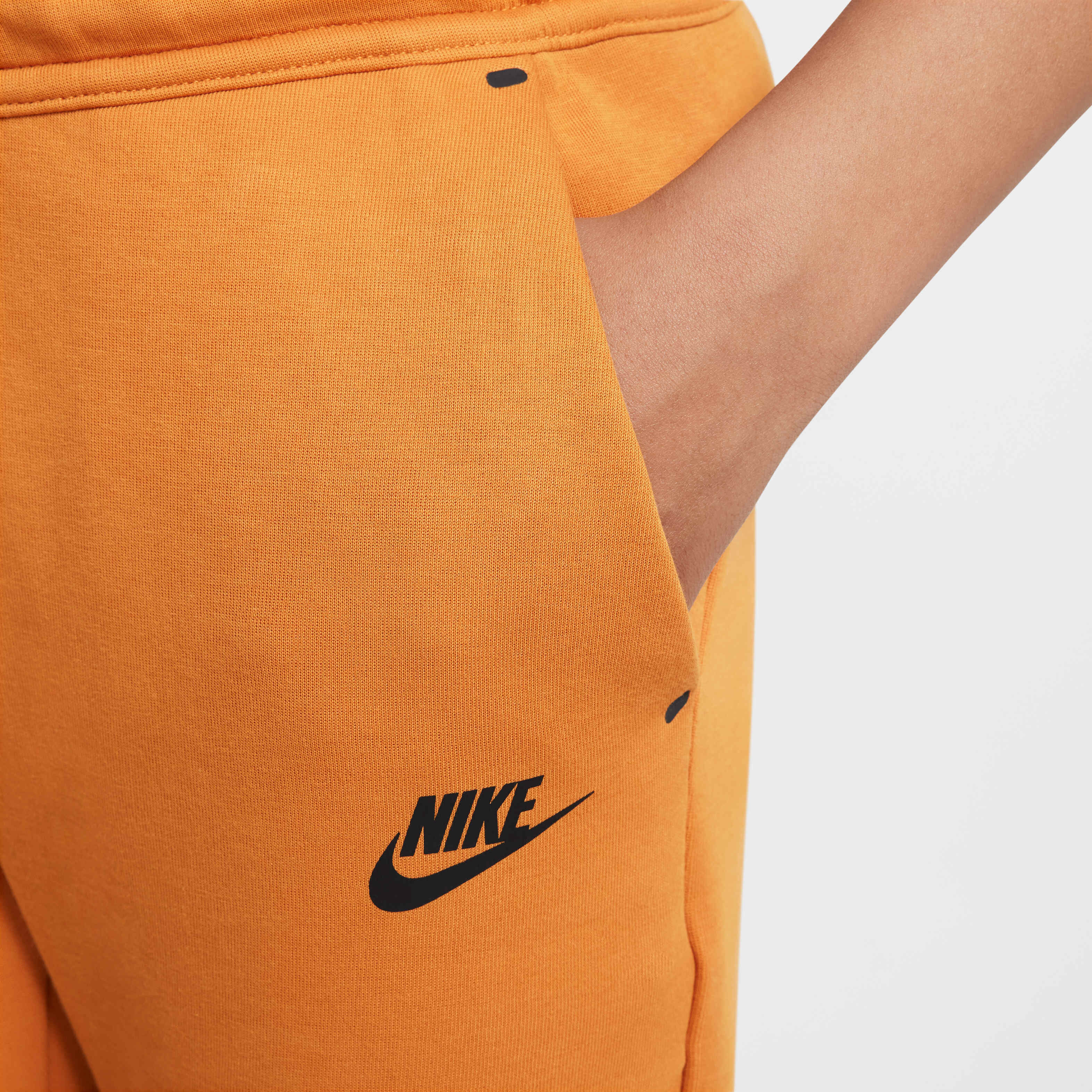 Nike Sportswear Tech Fleece image number 3