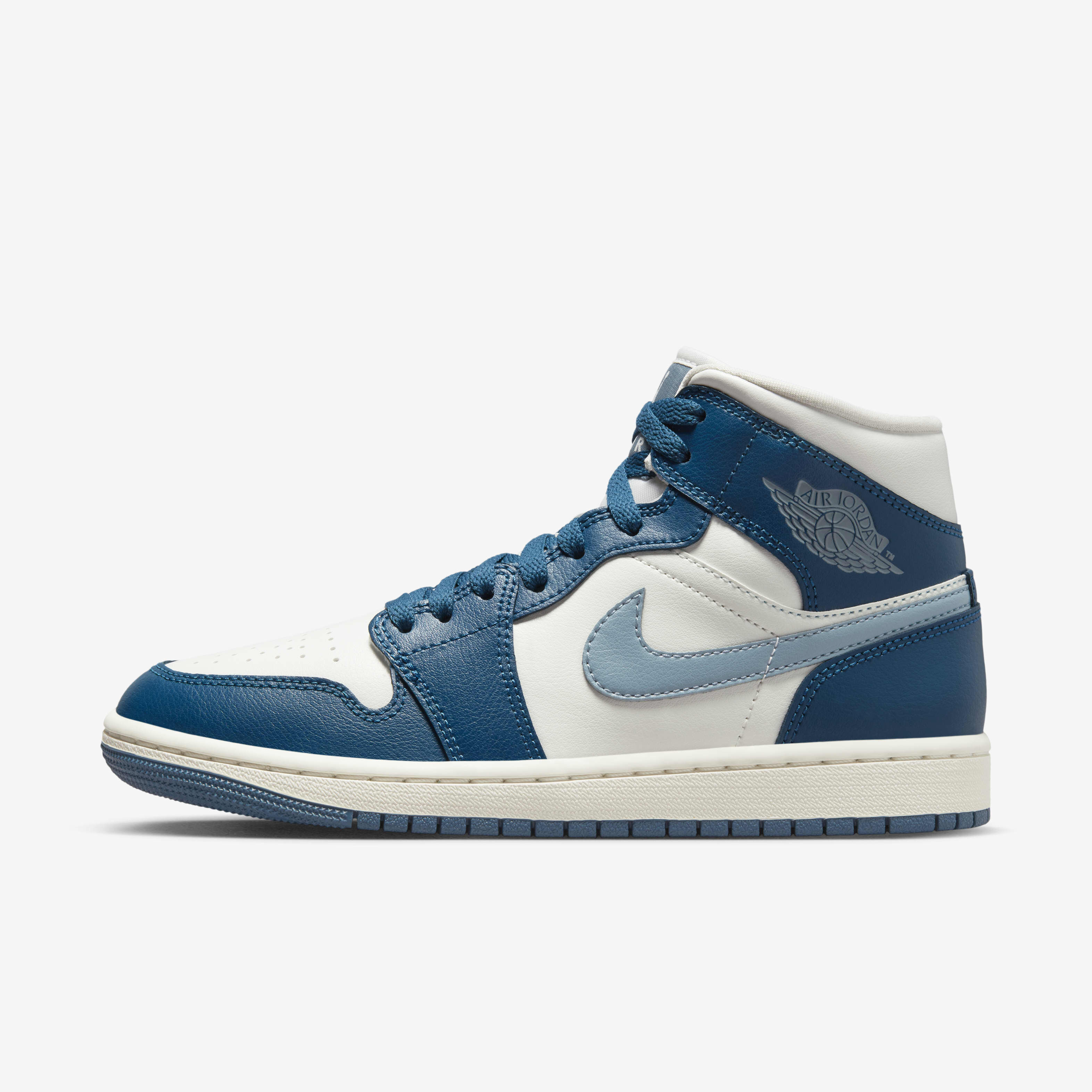 Air Jordan 1 Mid image number 0