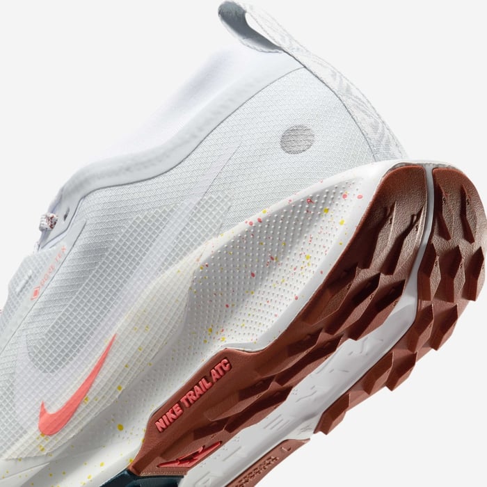 نايكي بيجاسوس تريل 5 جور-تكس image number 7 نايكي بيجاسوس تريل 5 جور-تكس image number 7