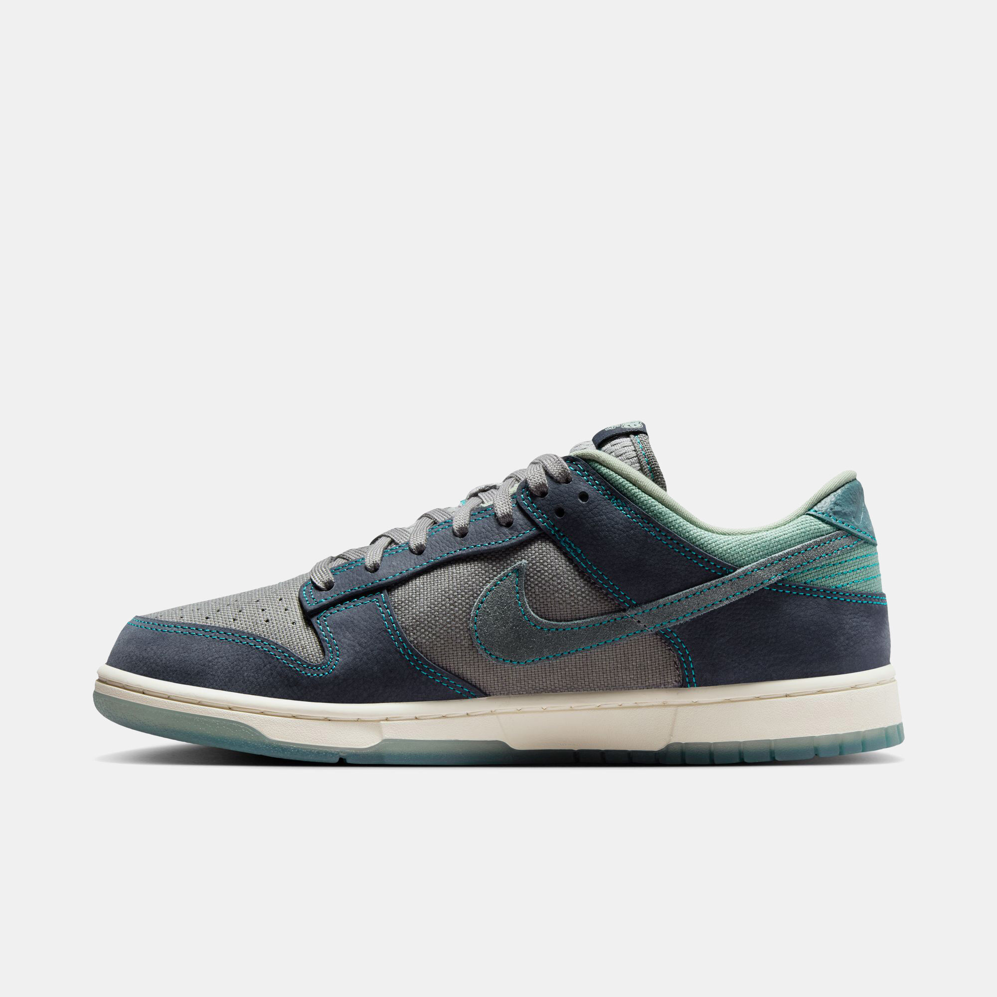 Nike Dunk Low Retro SE image number 5