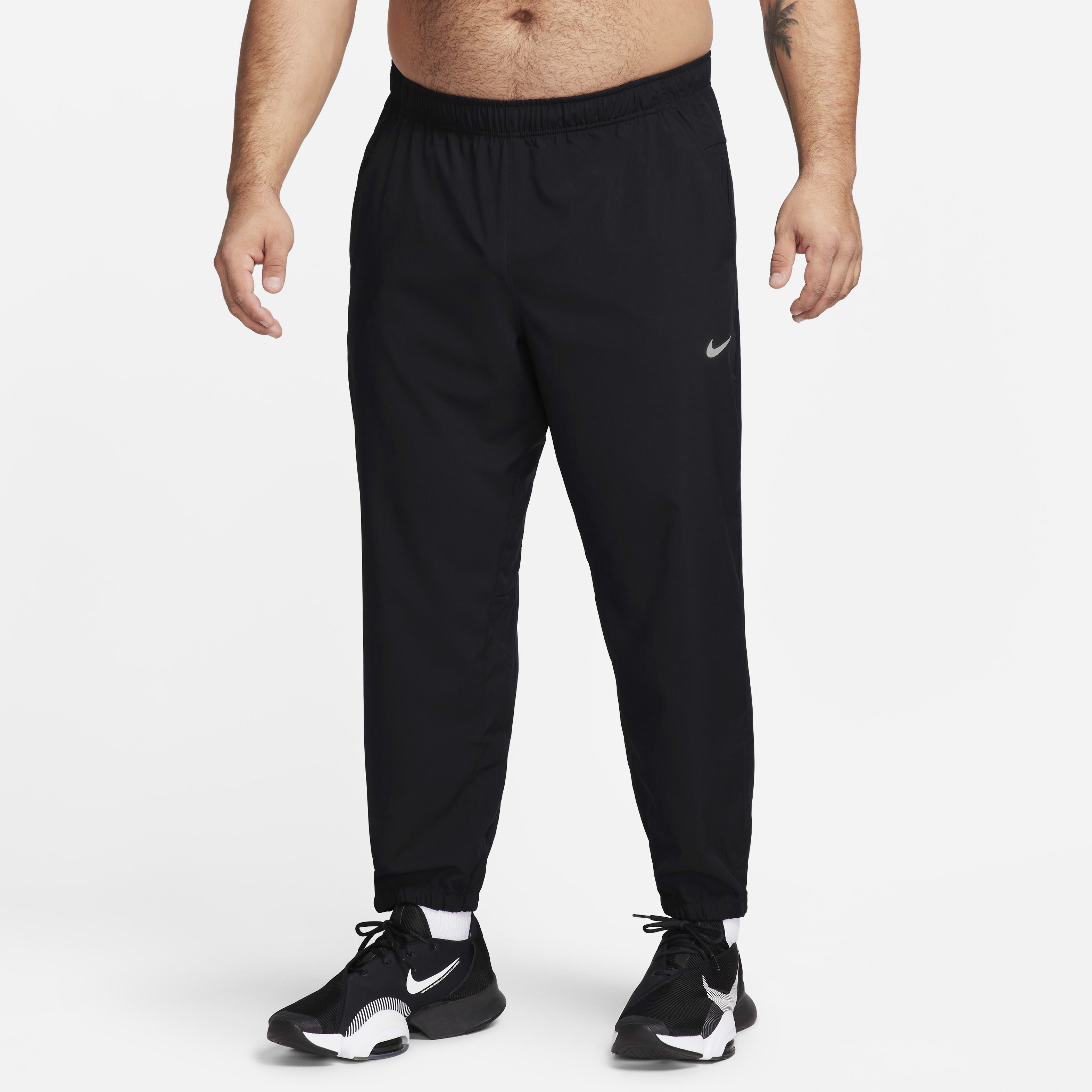 Nike men's tapered training pants outlet