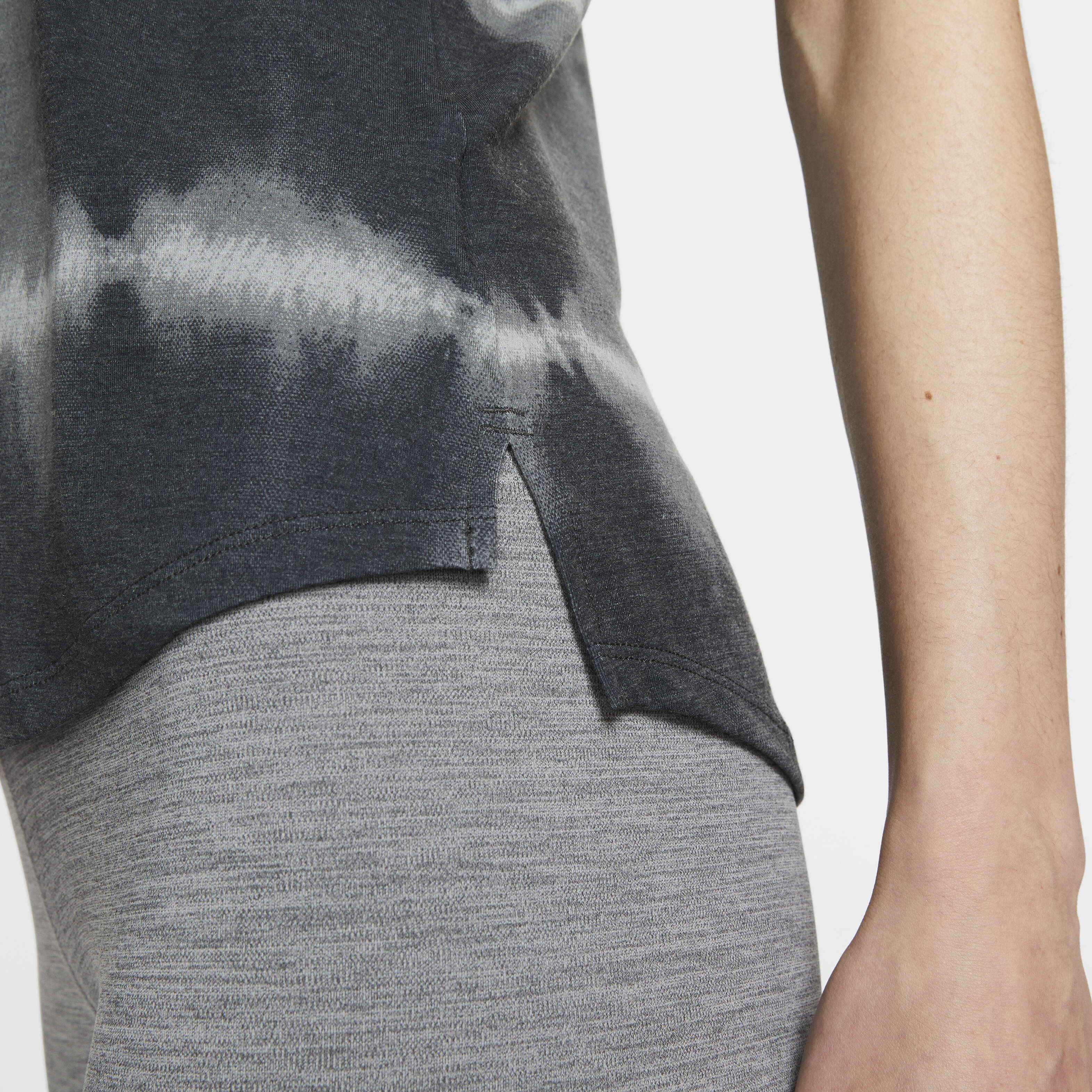 Nike Dri-FIT One Luxe image number 3