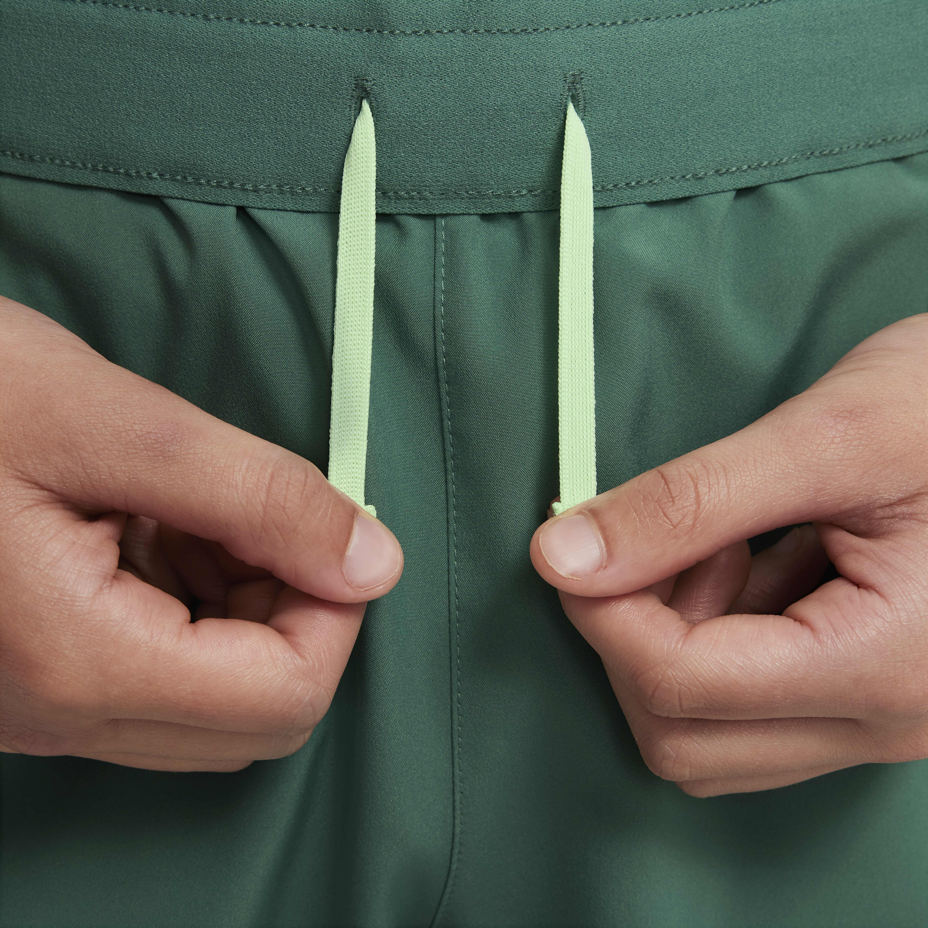 Nike Dri-FIT Challenger image number 3