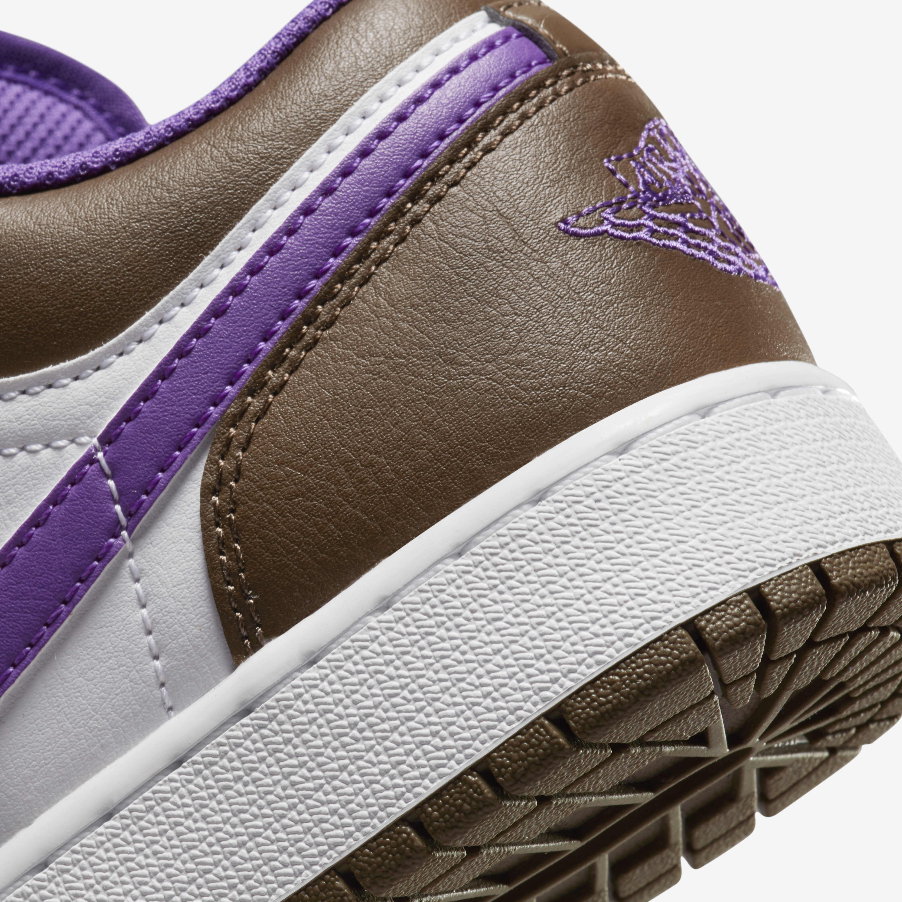 اير جوردن 1 لو image number 7