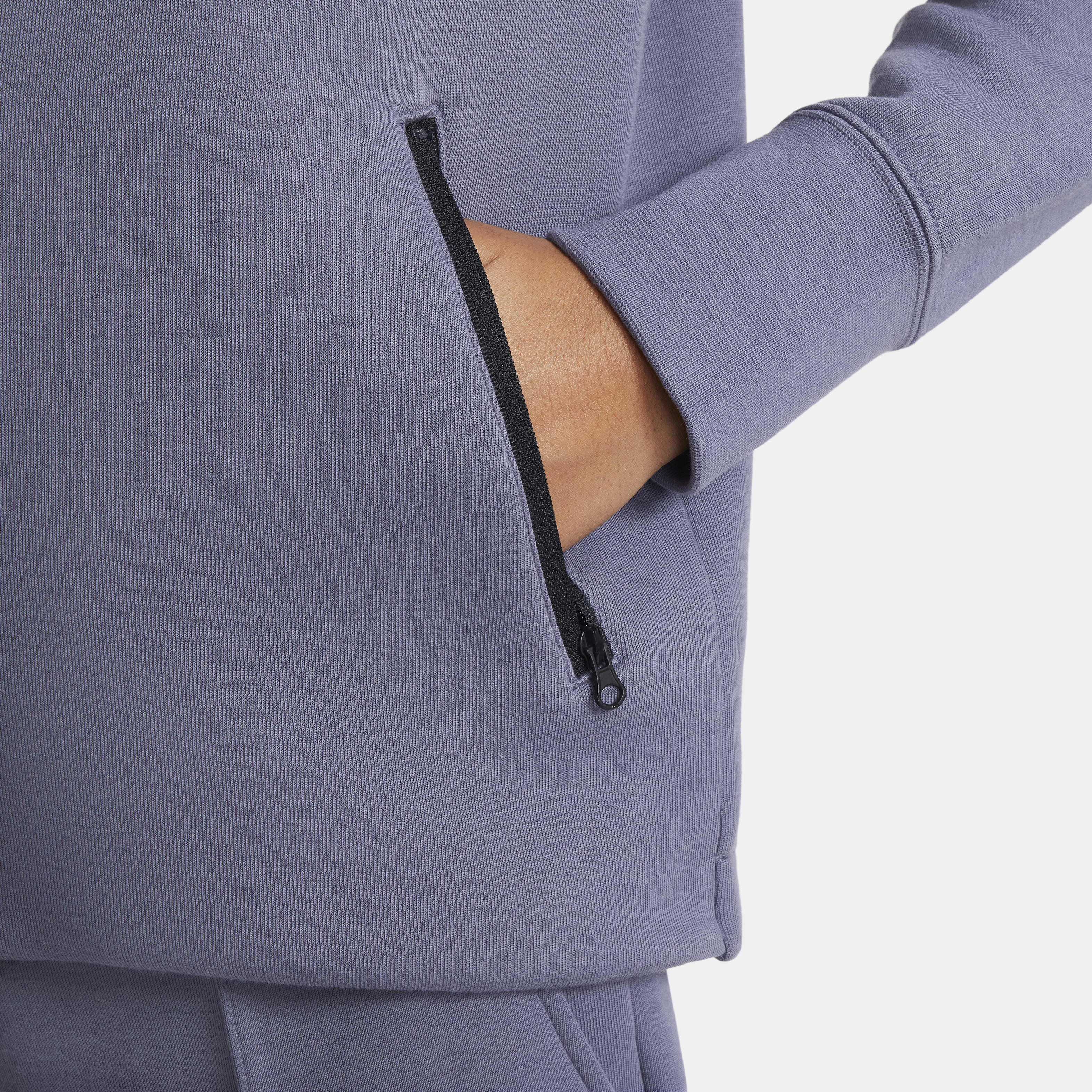 نايكي سبورتسوير تك فليس image number 4