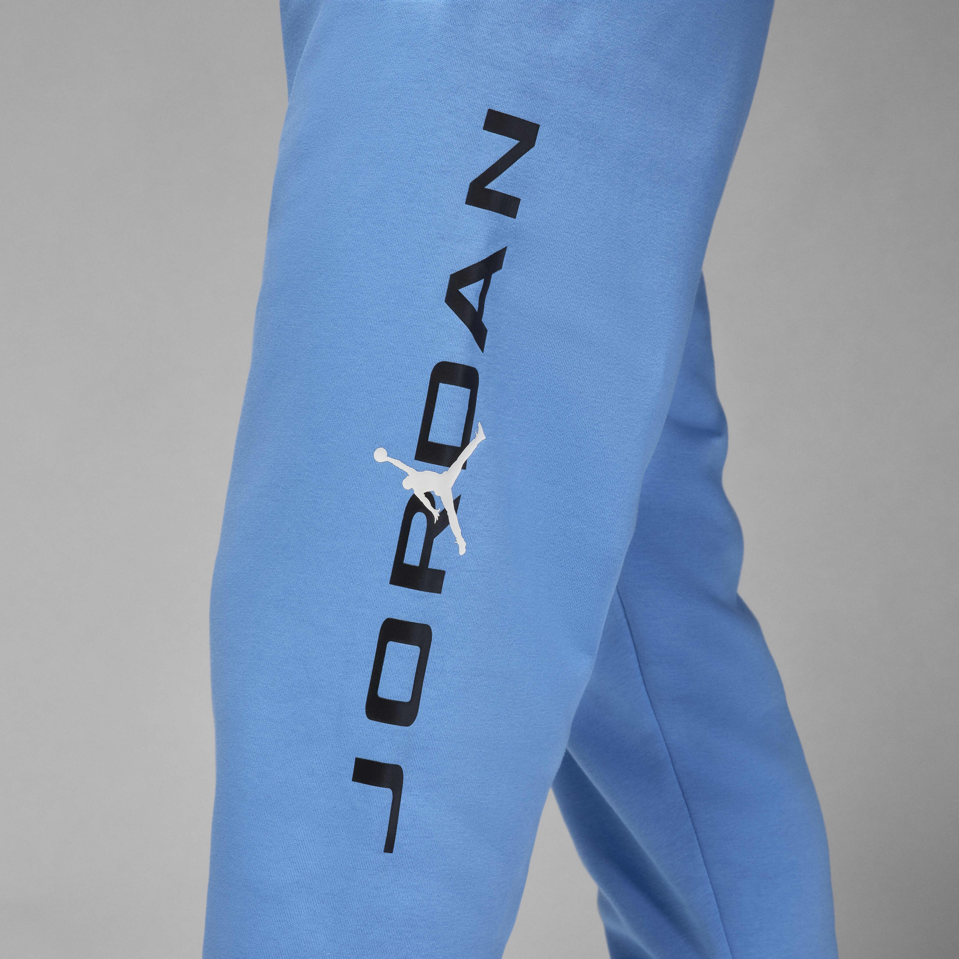 Jordan Essentials image number 4