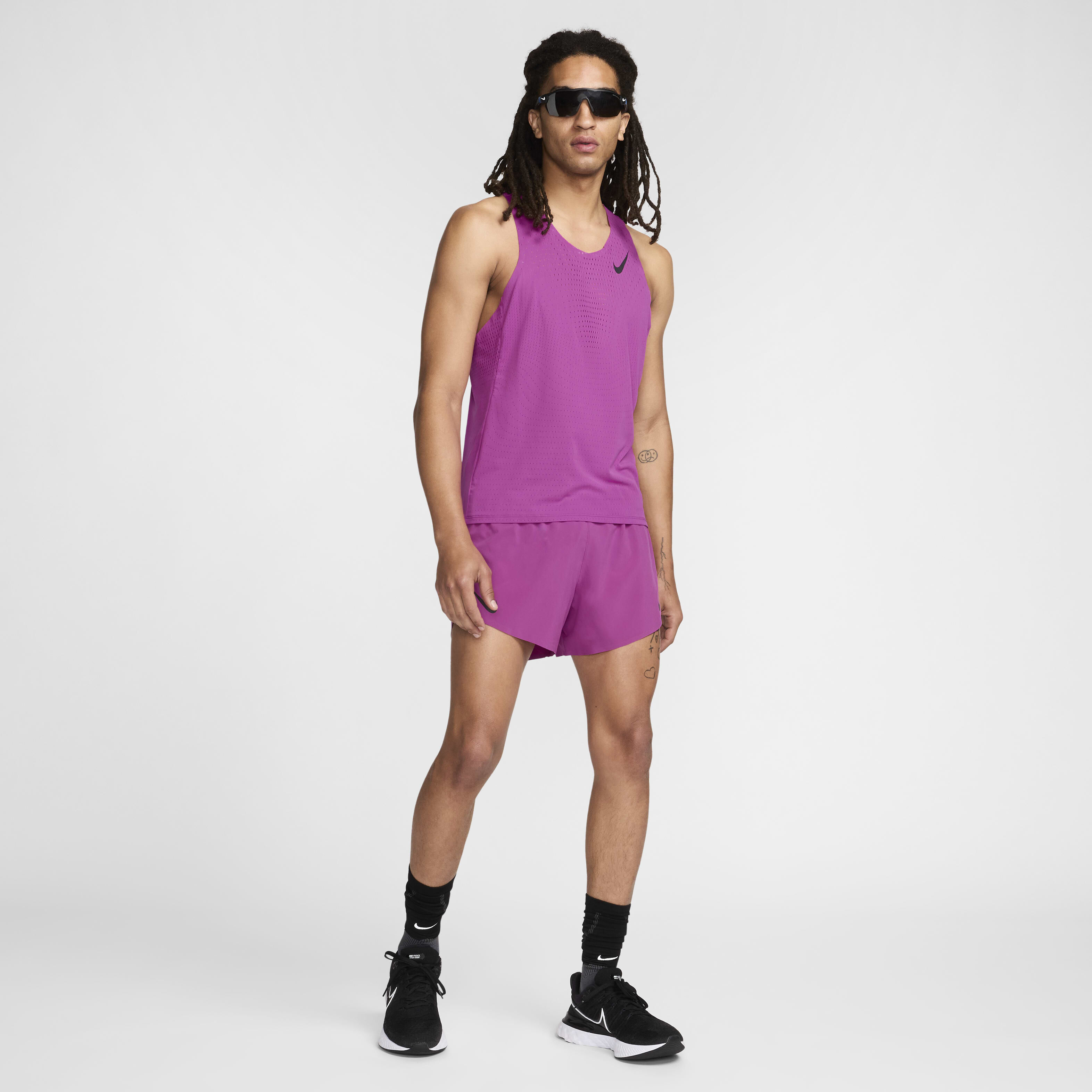 Buy Nike AeroSwift Men s Dri FIT ADV Running Vest Nike Kuwait Official