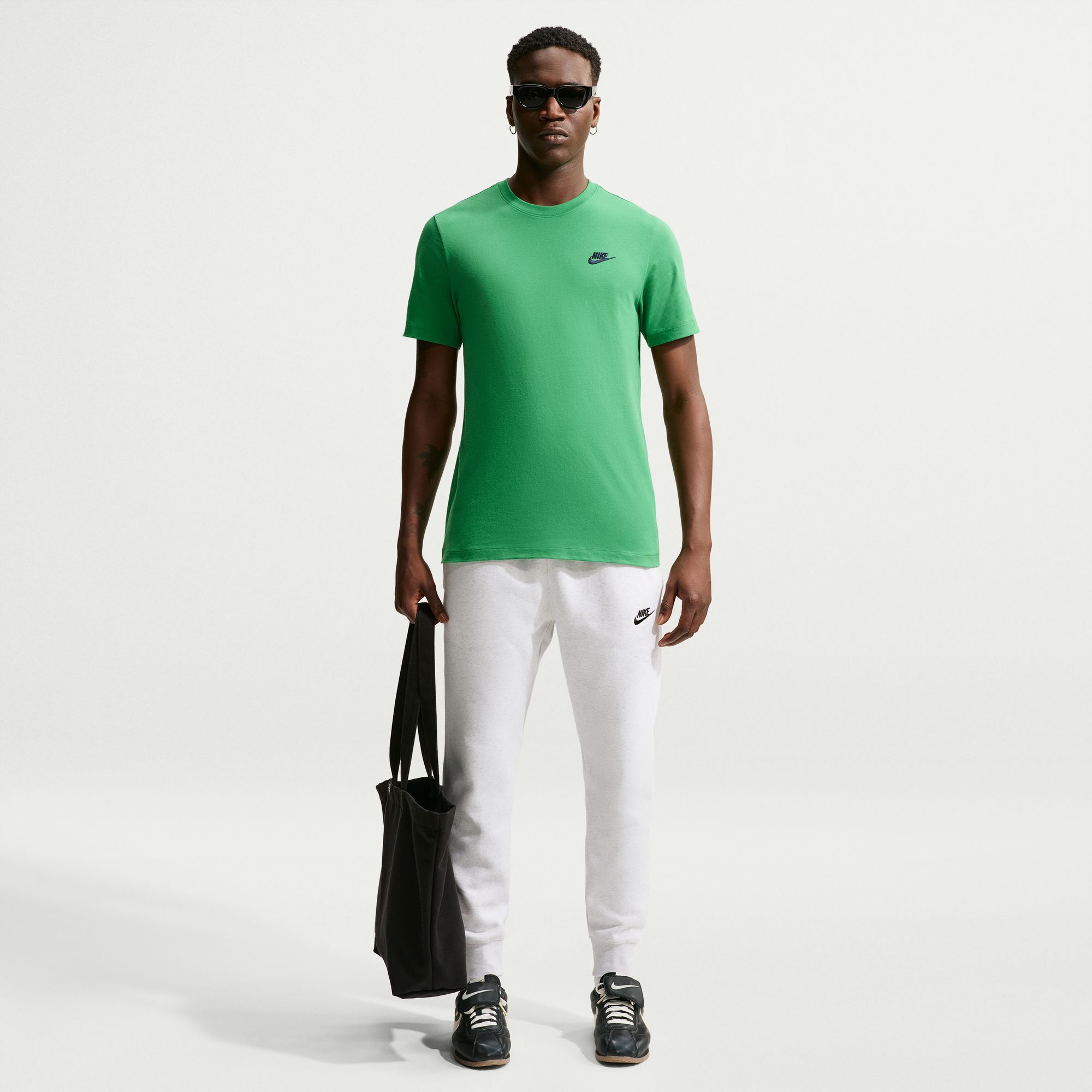 Nike Sportswear Club image number 0