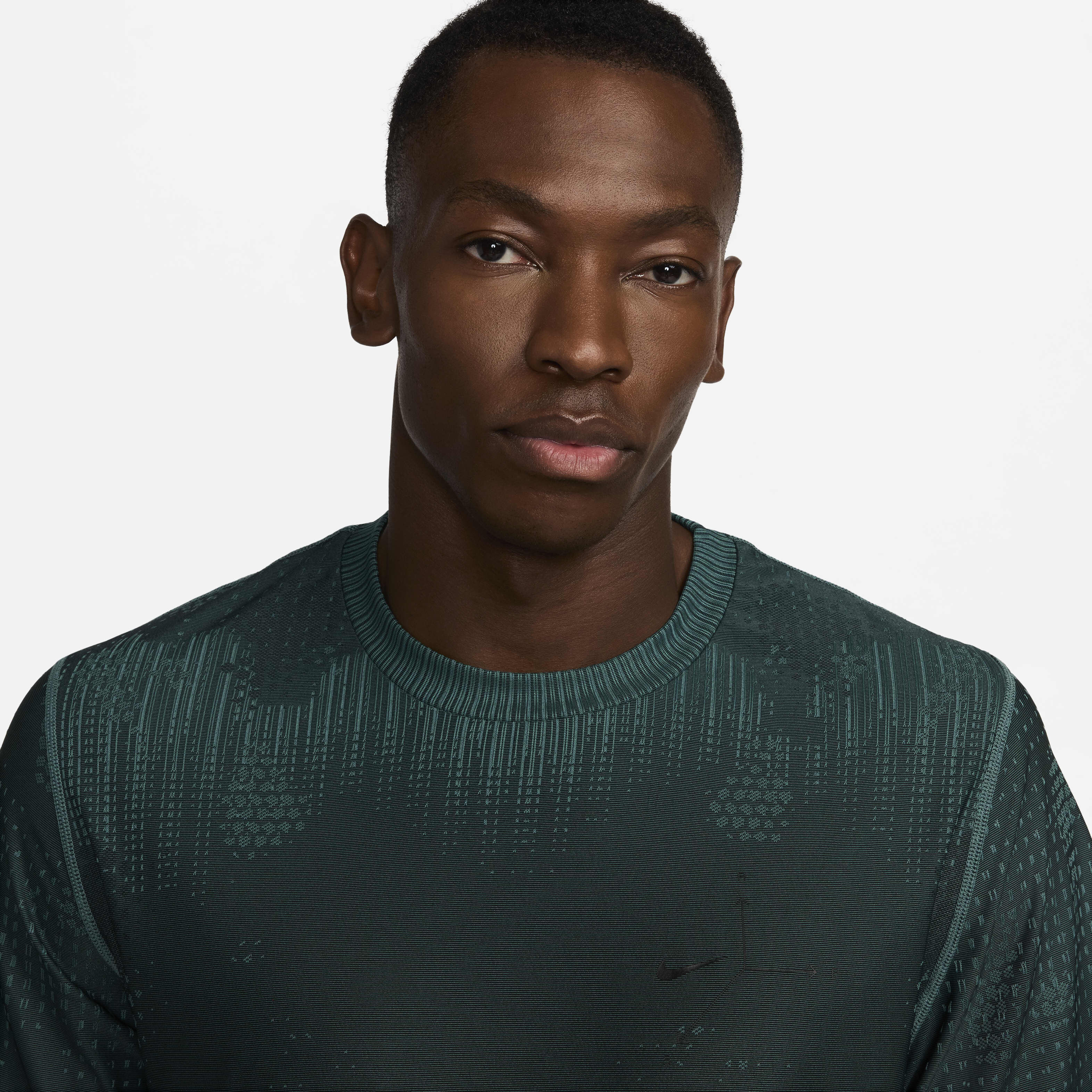 نايكي APS image number 2