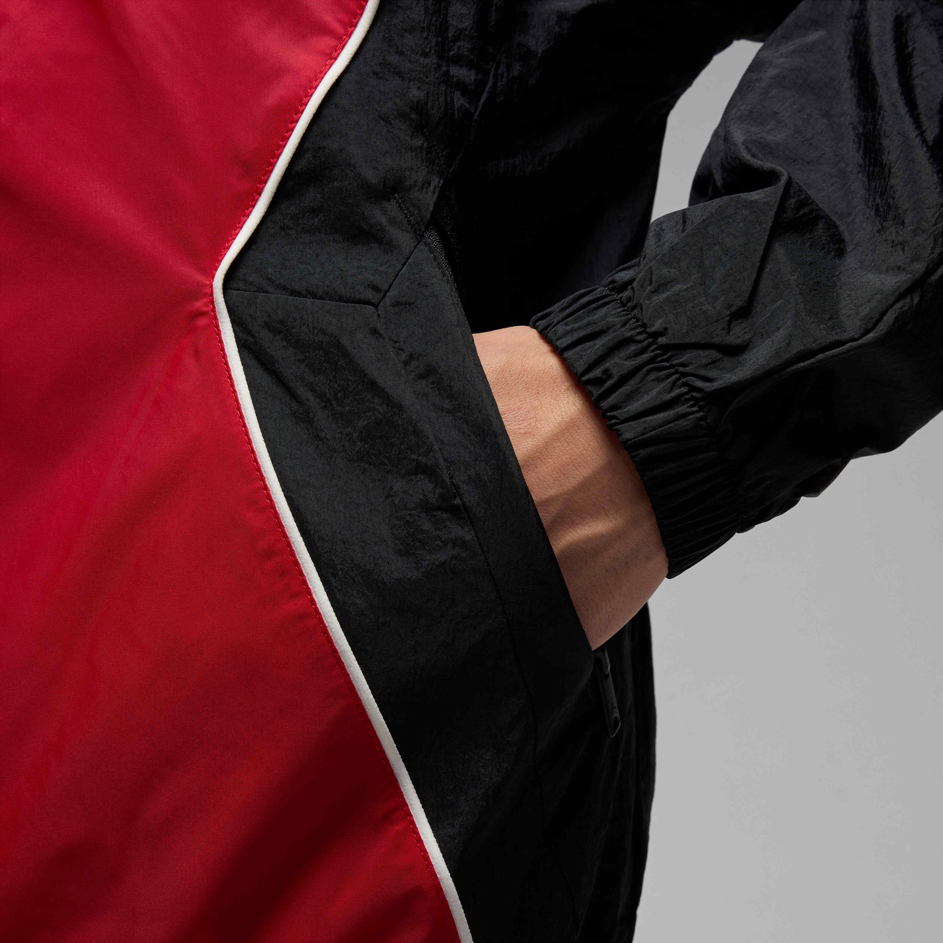 Jordan Brooklyn image number 5