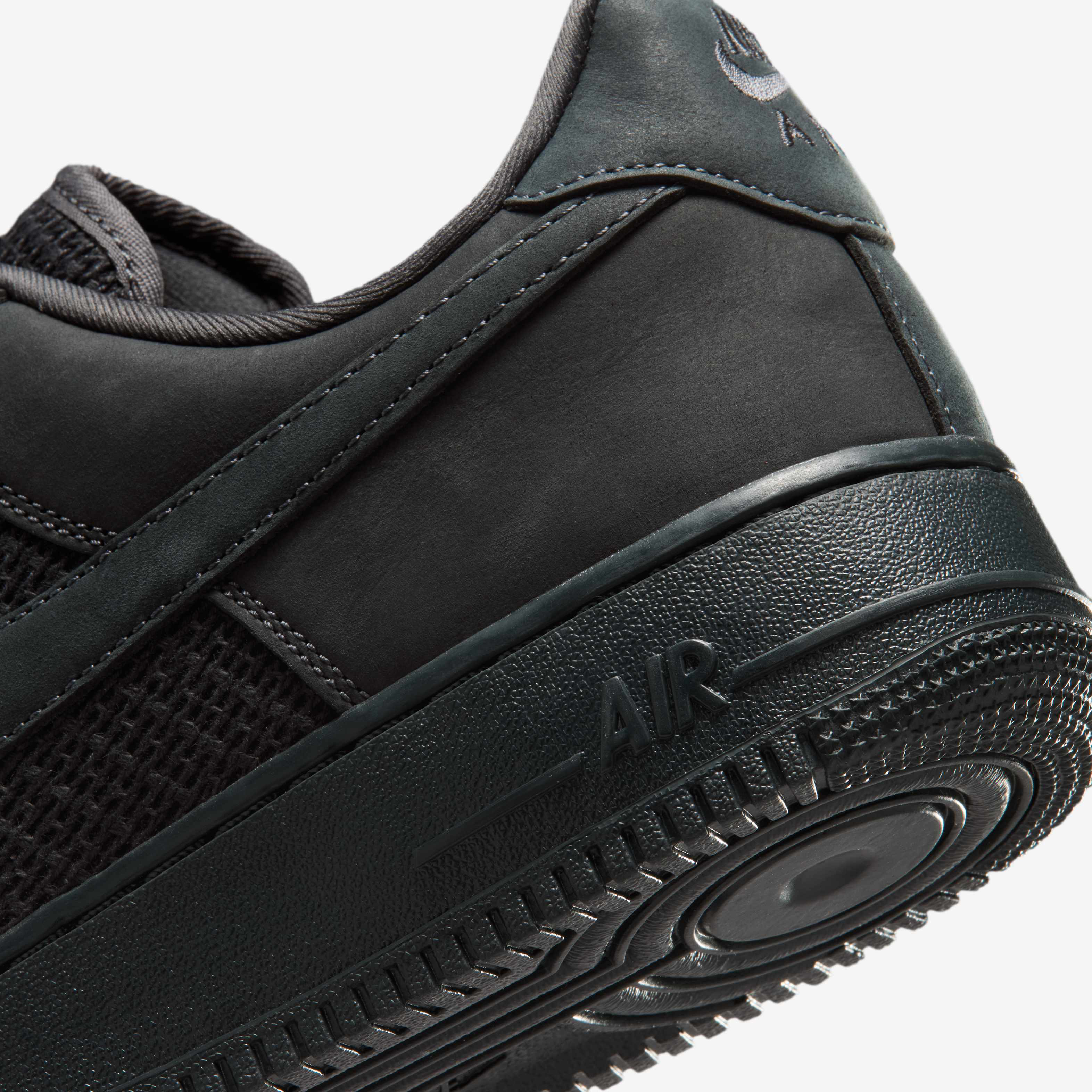 Nike Air Force 1 '07 LV8 image number 7