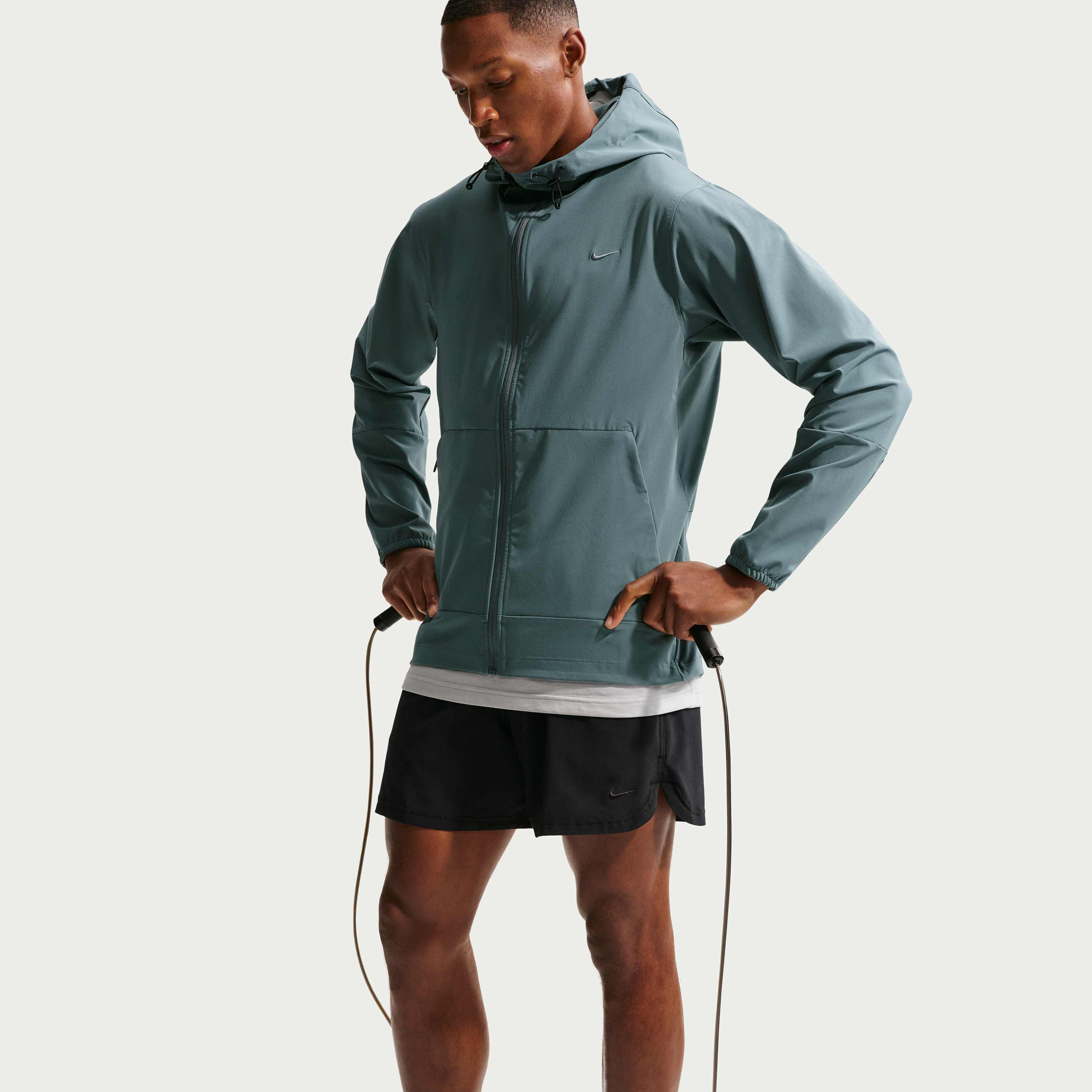 نايكي انليميتد image number 2