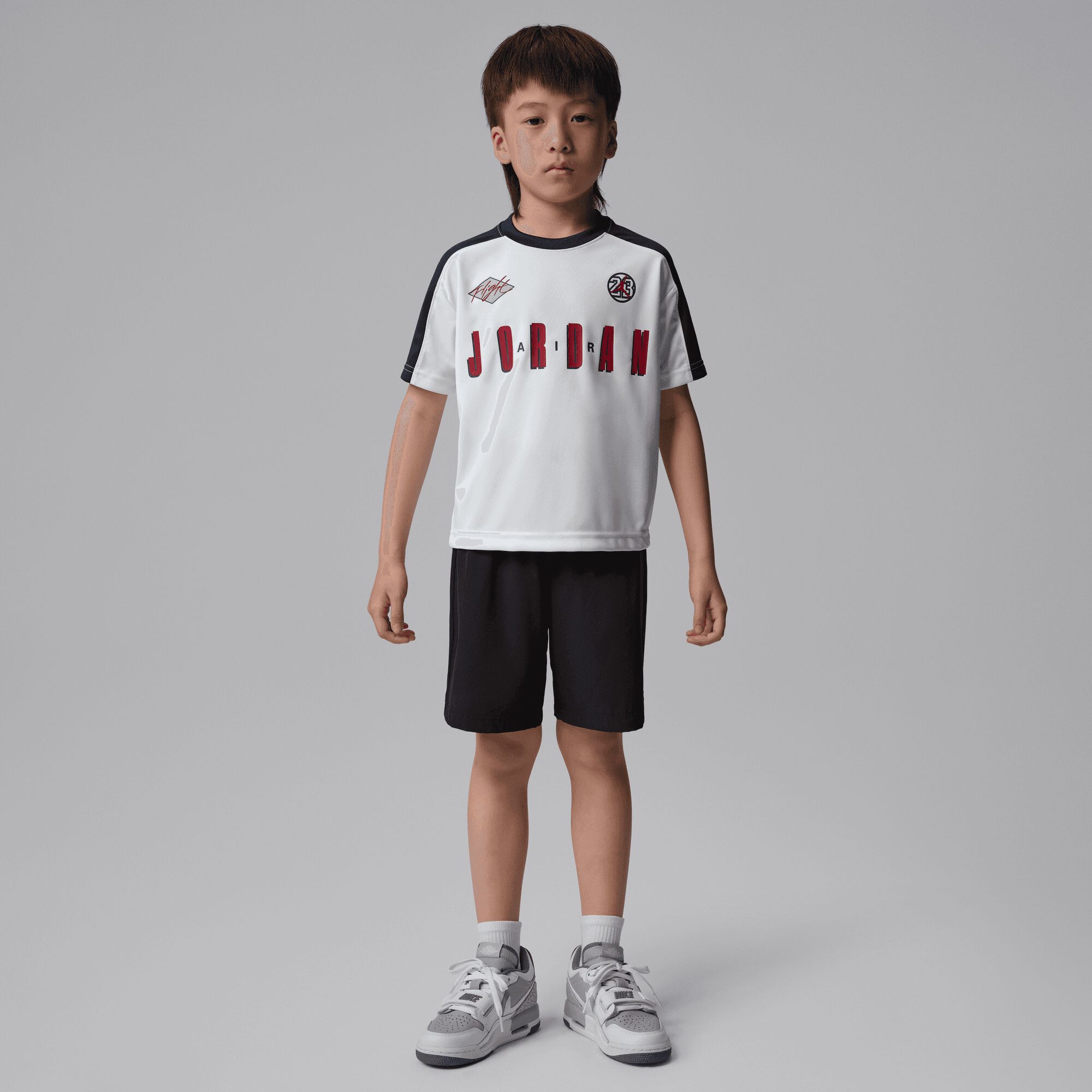 Zoom image